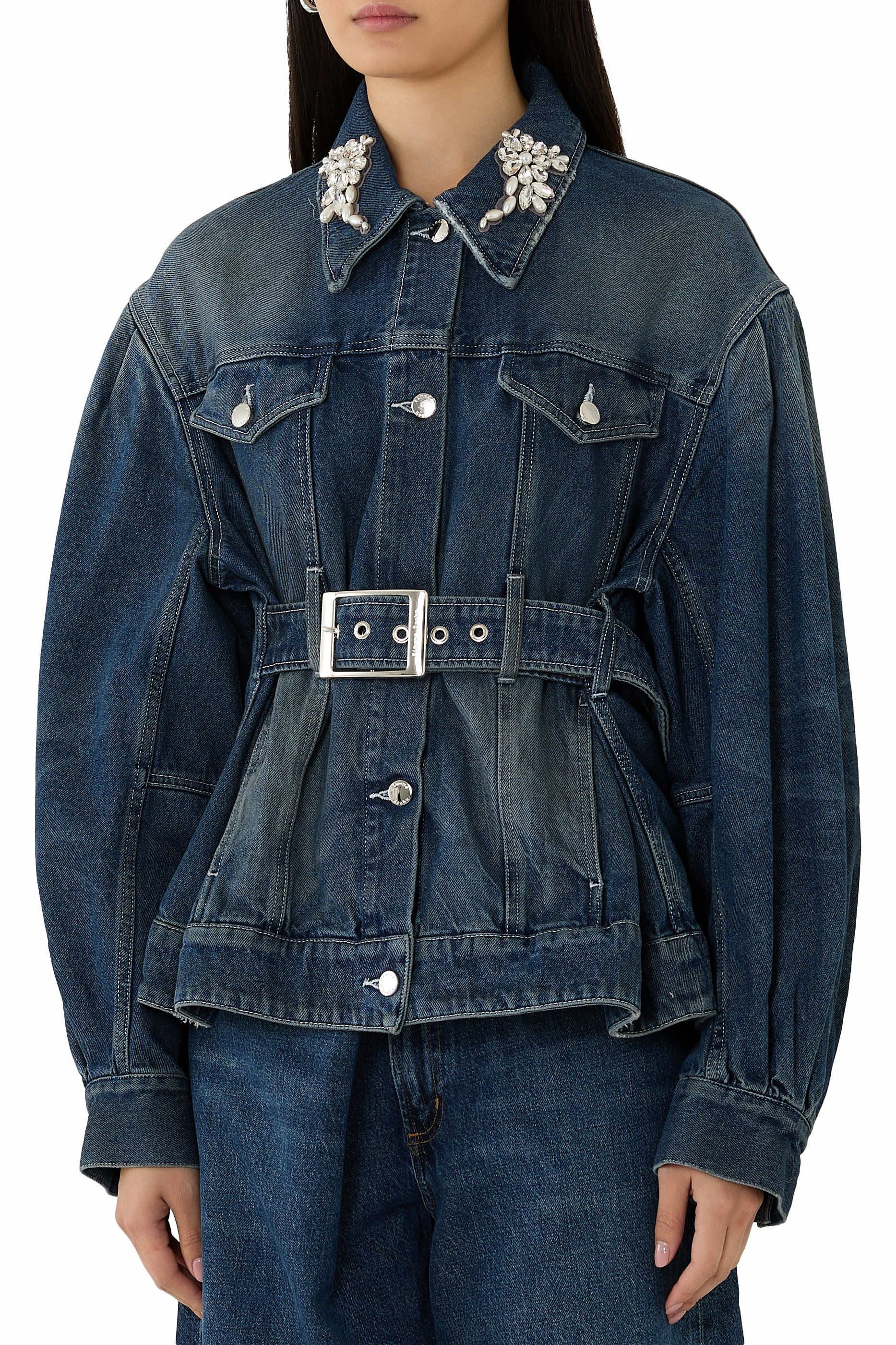 جاكيت توربو بقصة منحوتة وحزام مرصع