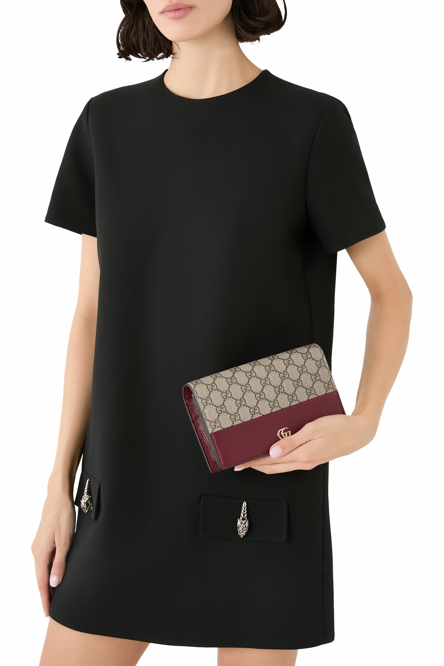 حقيبة مارمونت صغيرة مقسمة لألوان بسلسلة وشعار حرفي الماركة