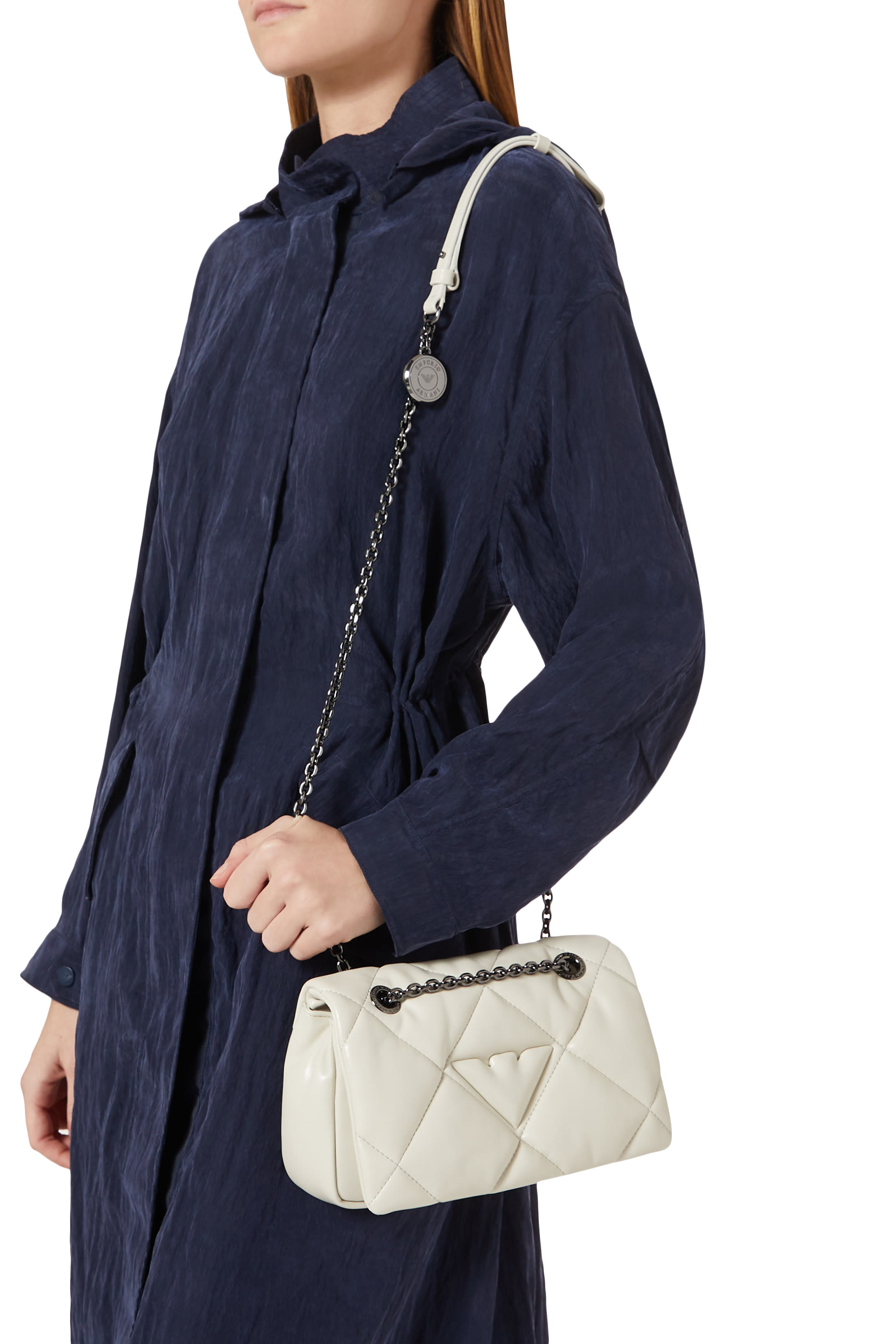 حقيبة كروس بغطاء قلاب في الأمام جلد نابا