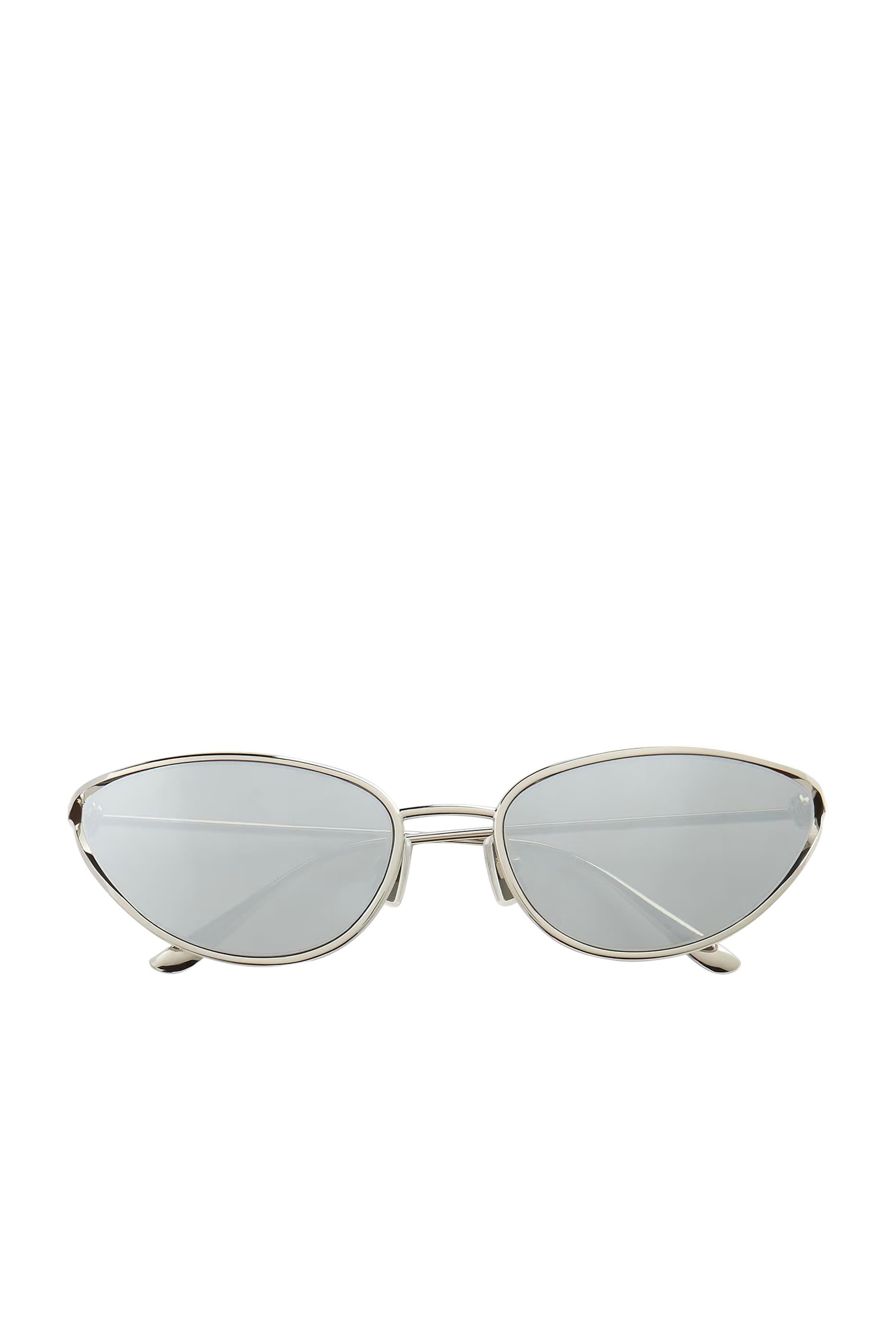 نظارة شمسية بإطار عين القطة بعقدة