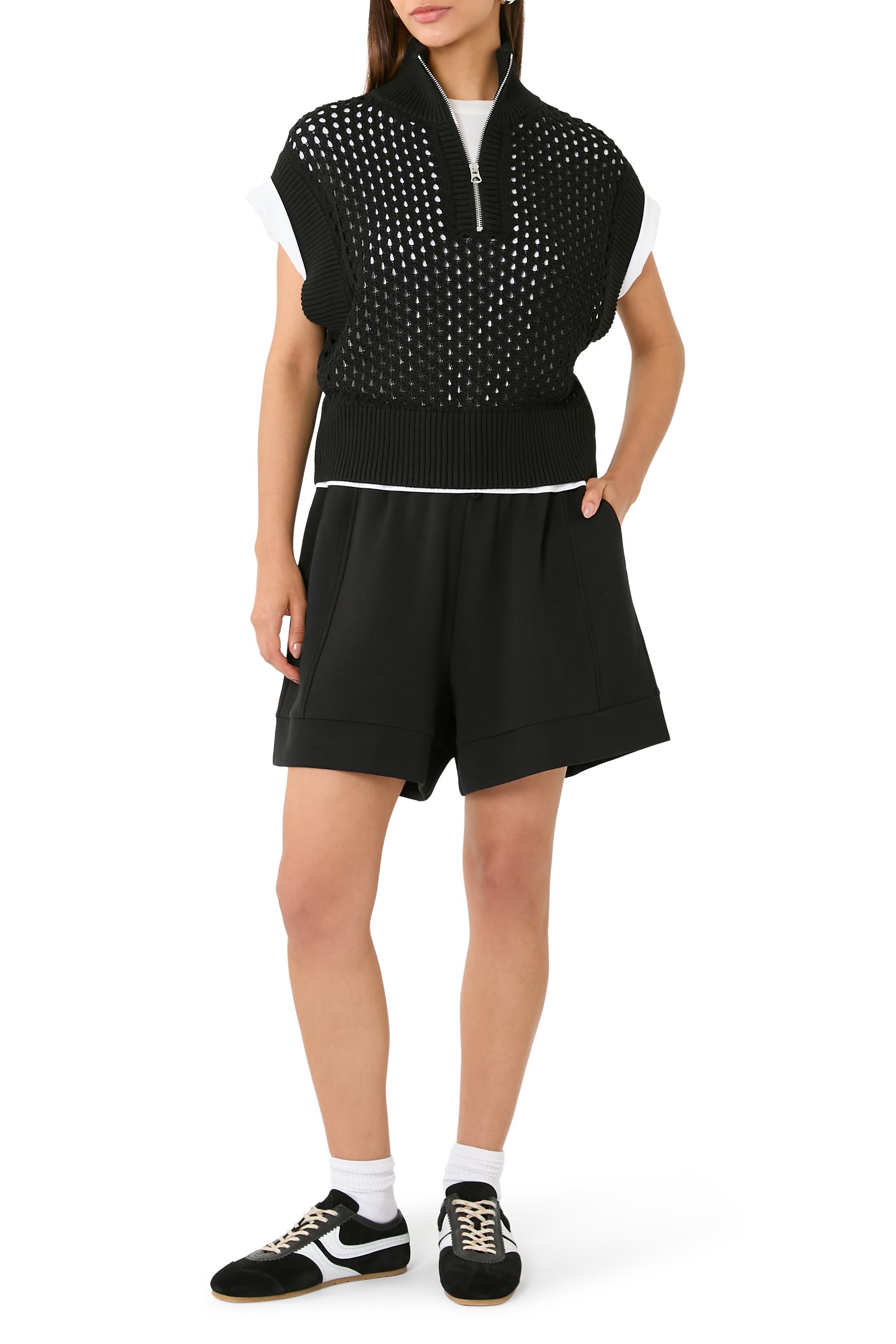 فيست جاينز منسوج بنصف سحاب