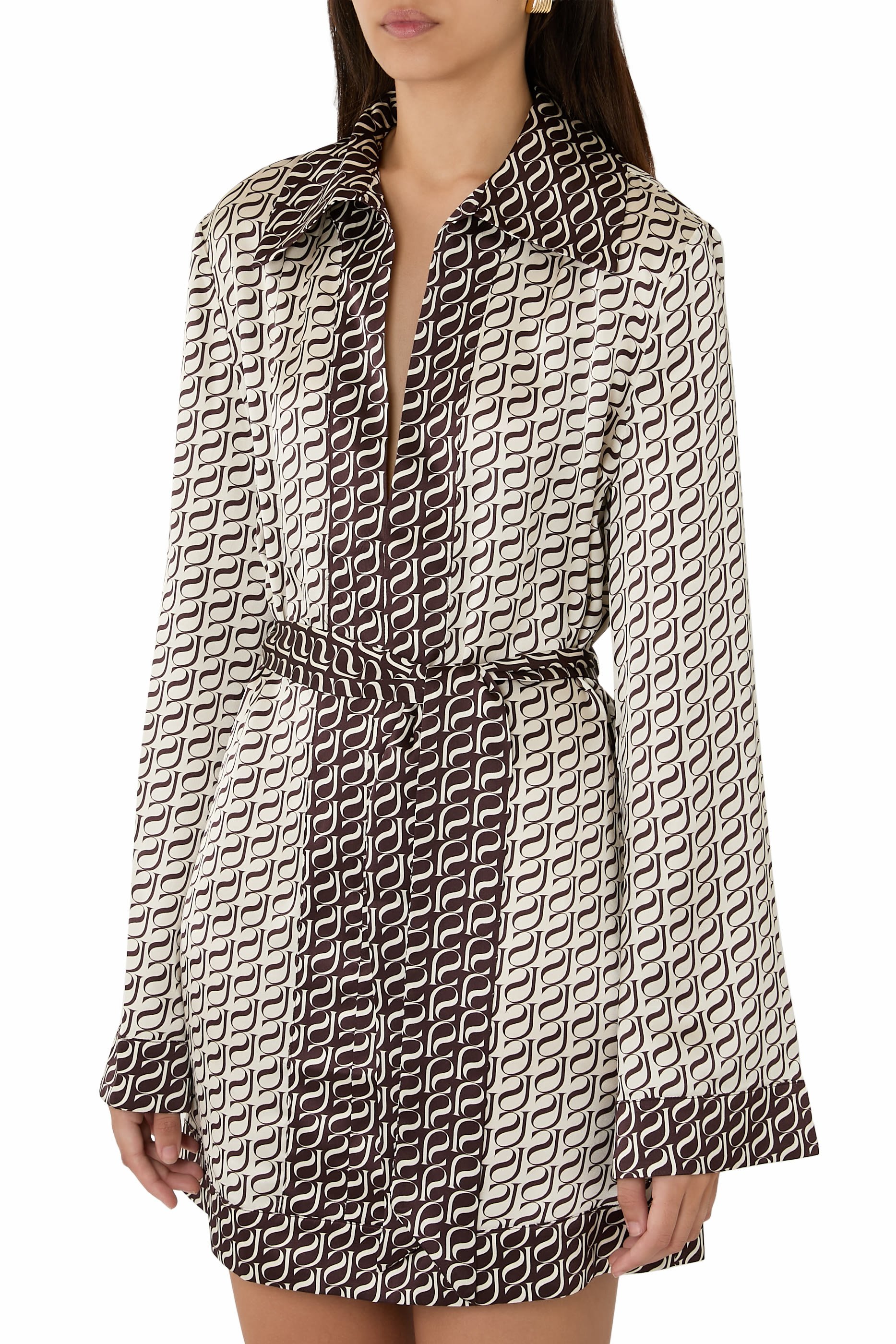 فستان قصير متباين بحروف شعار الماركة