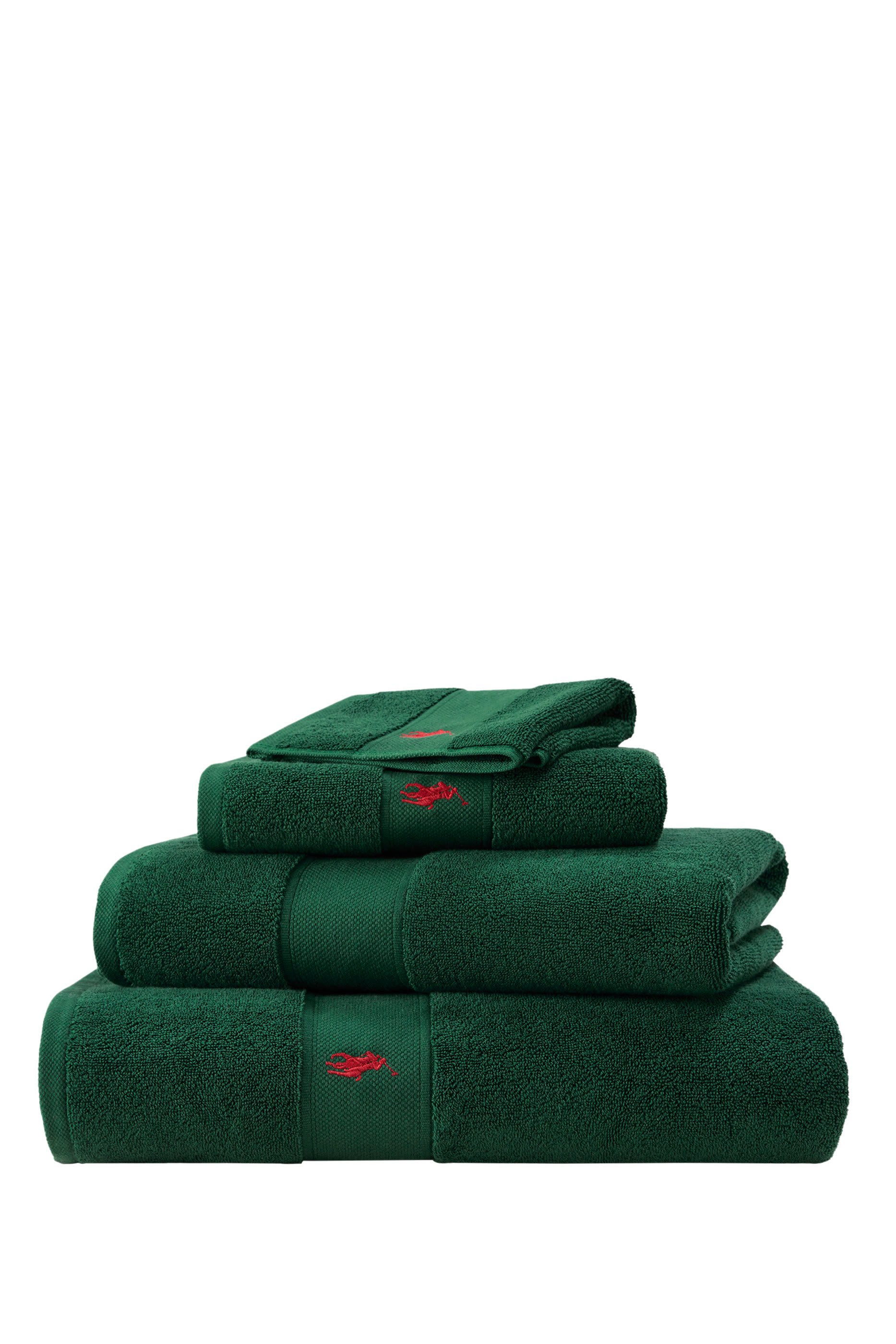 منشفة بشعار الماركة