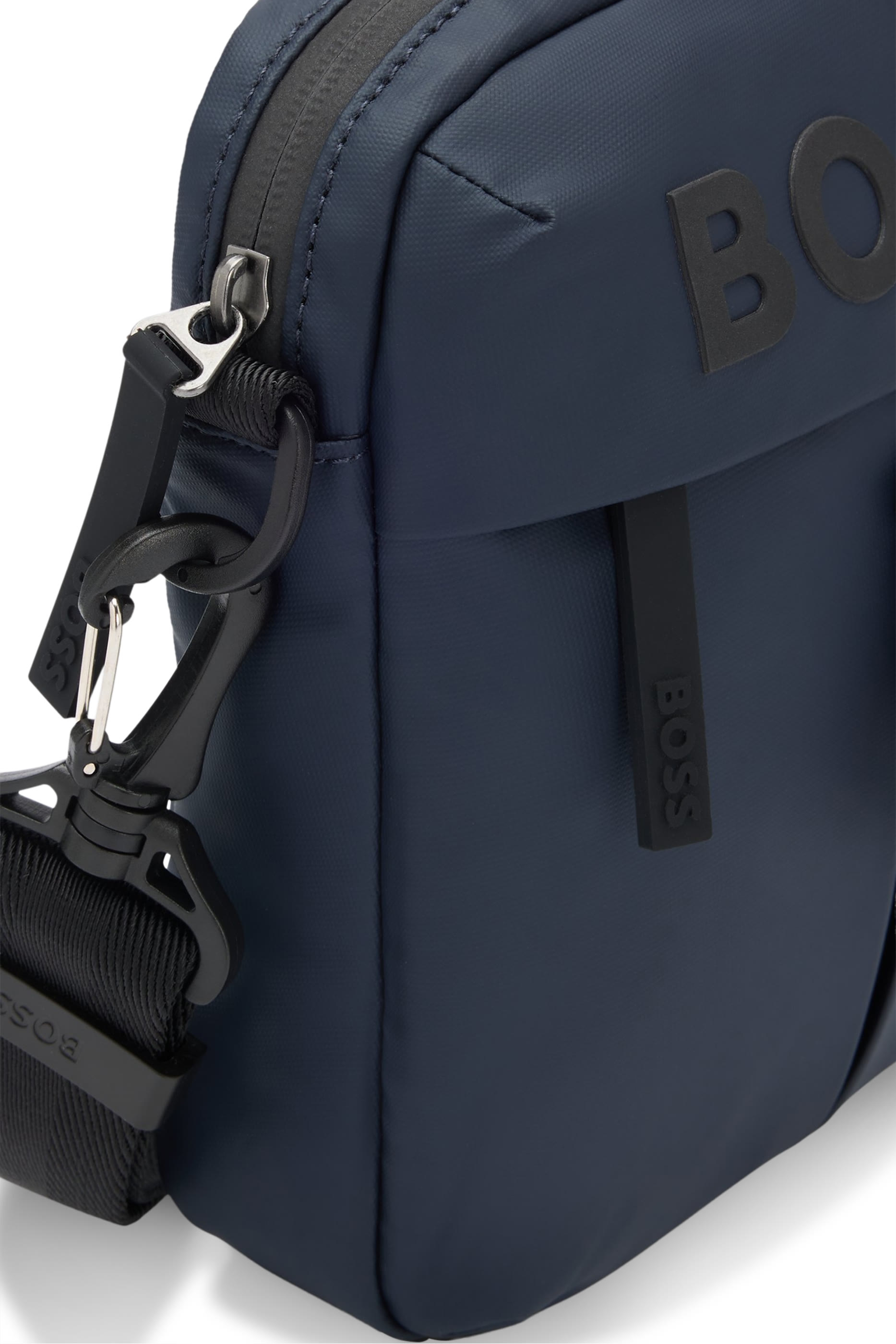 حقيبة ريبورتر بشعار الماركة بنفس اللون جلد صناعي 