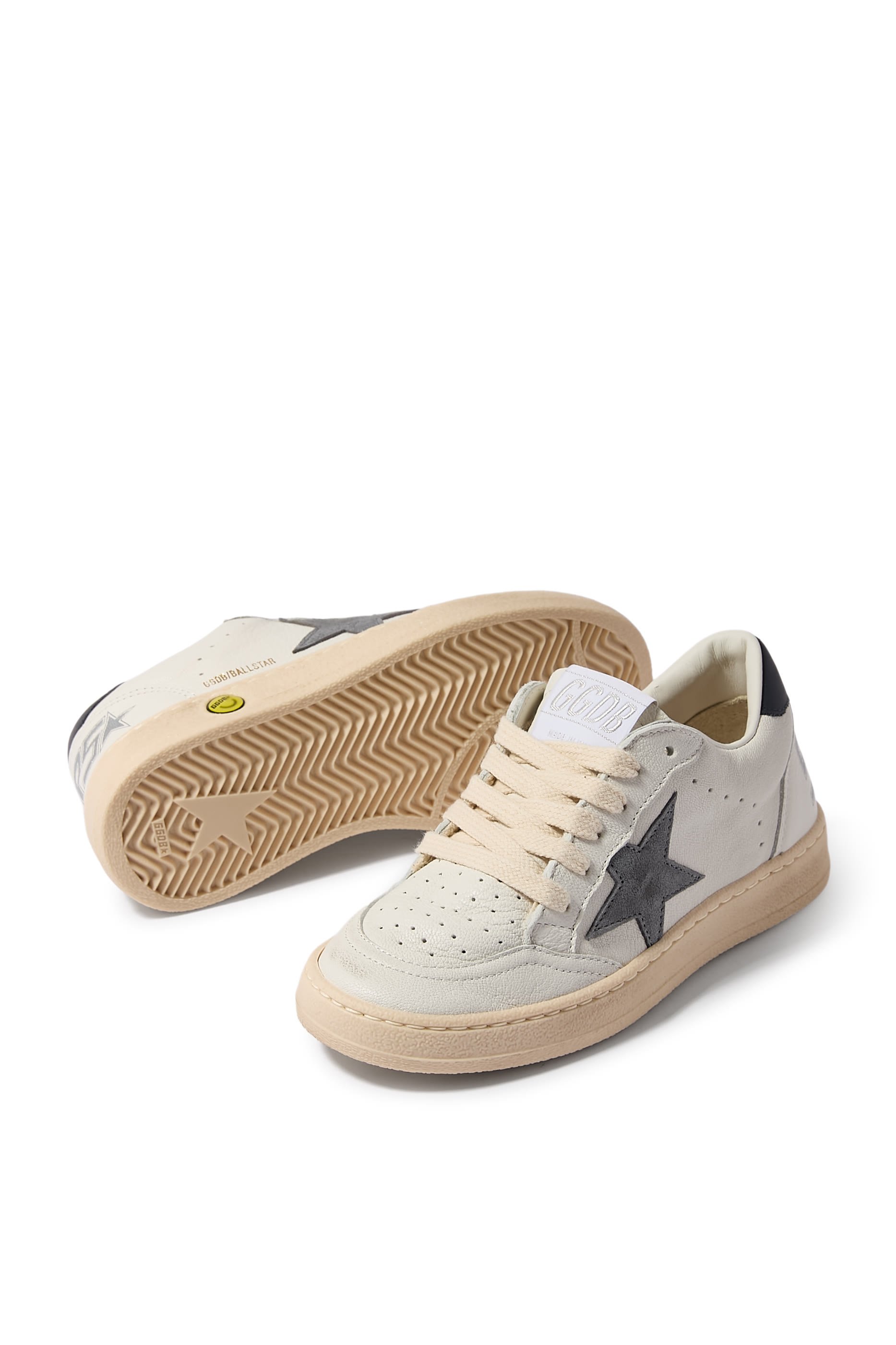 سنيكرز بول ستار جلد للأطفال