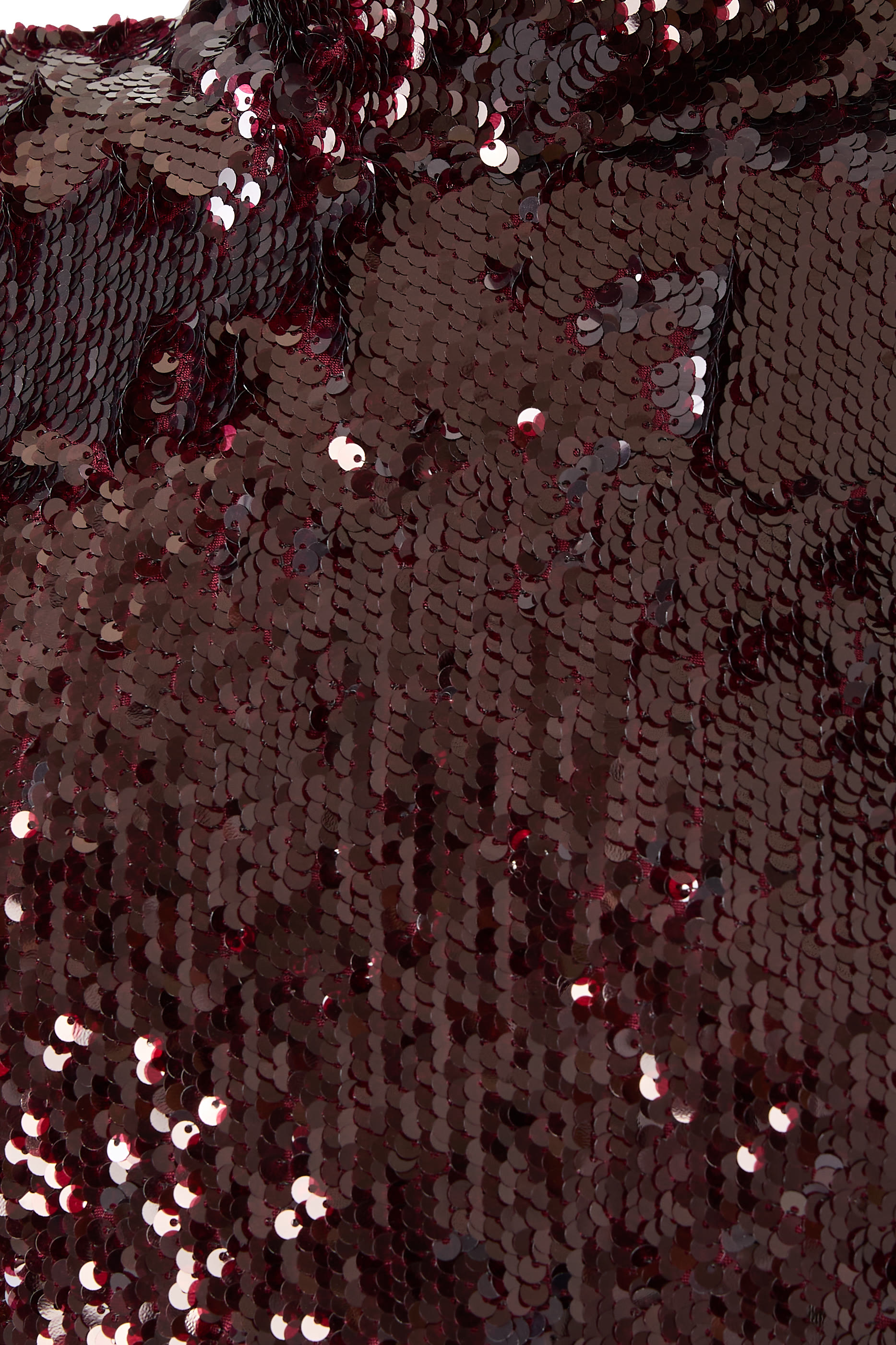 فستان طوبل مزين بترتر