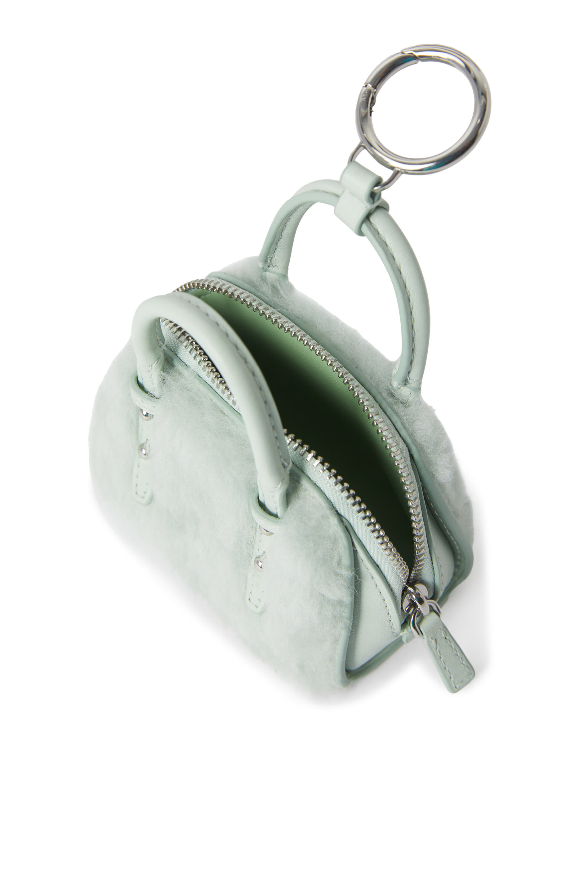 حلية حقيبة بتصميم حقيبة كاري اول نانو