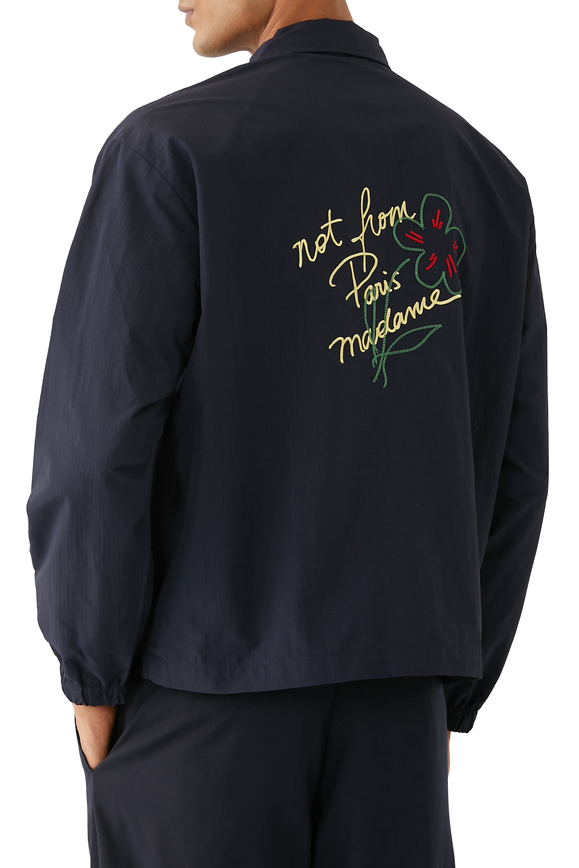 جاكيت بعبارة نصية