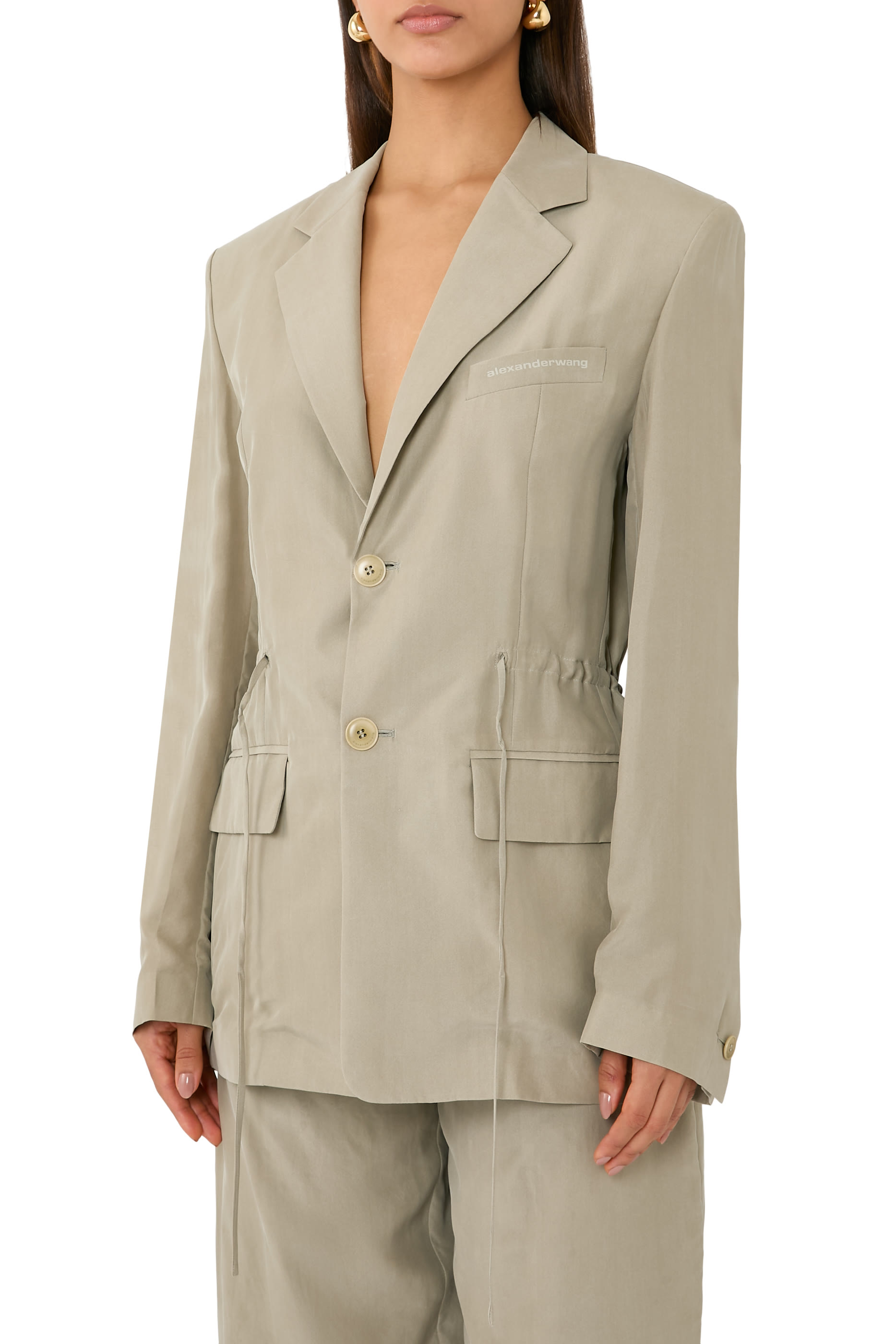 بليزر بتفاصيل رباط