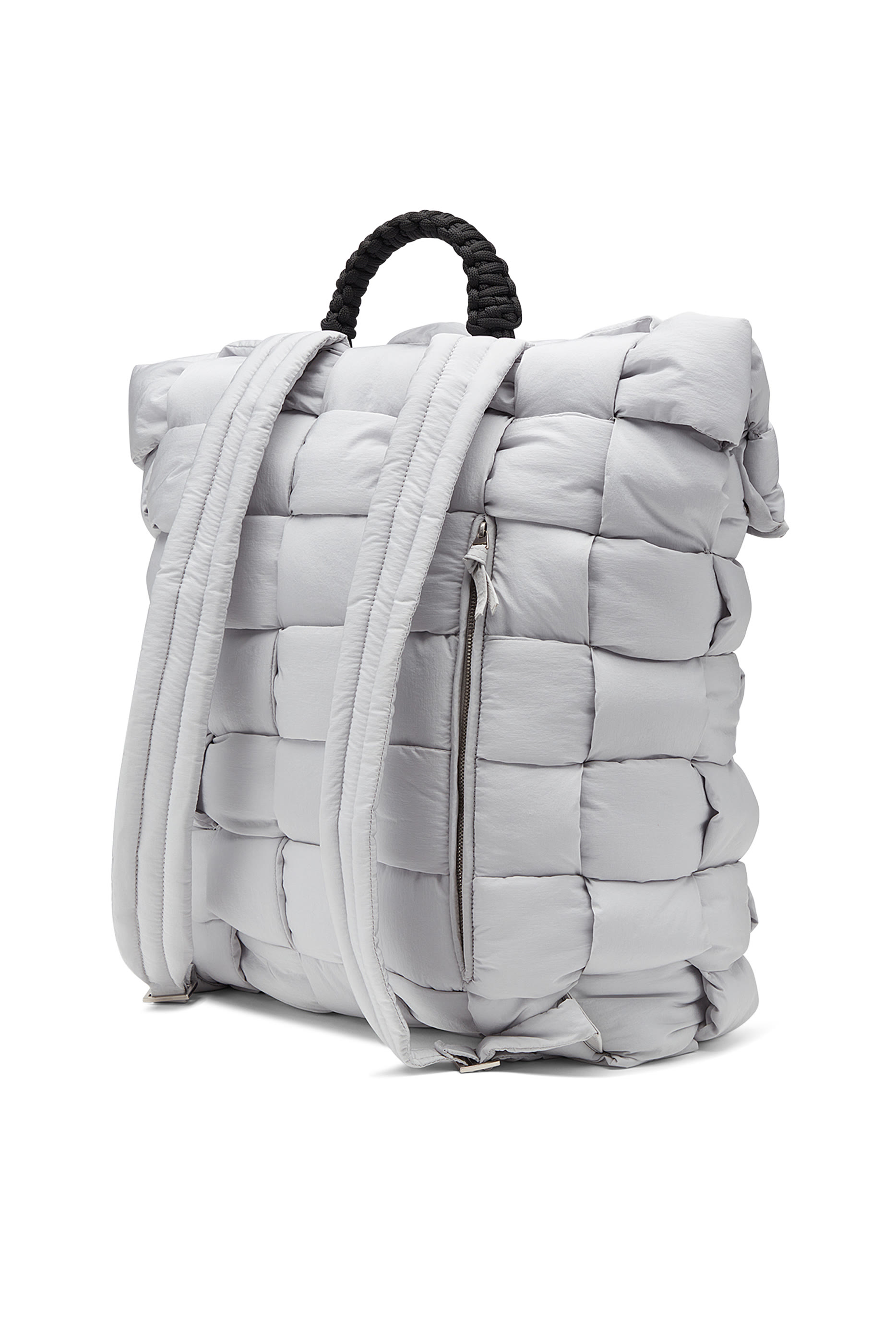 حقيبة ظهر بتصميم مبطن