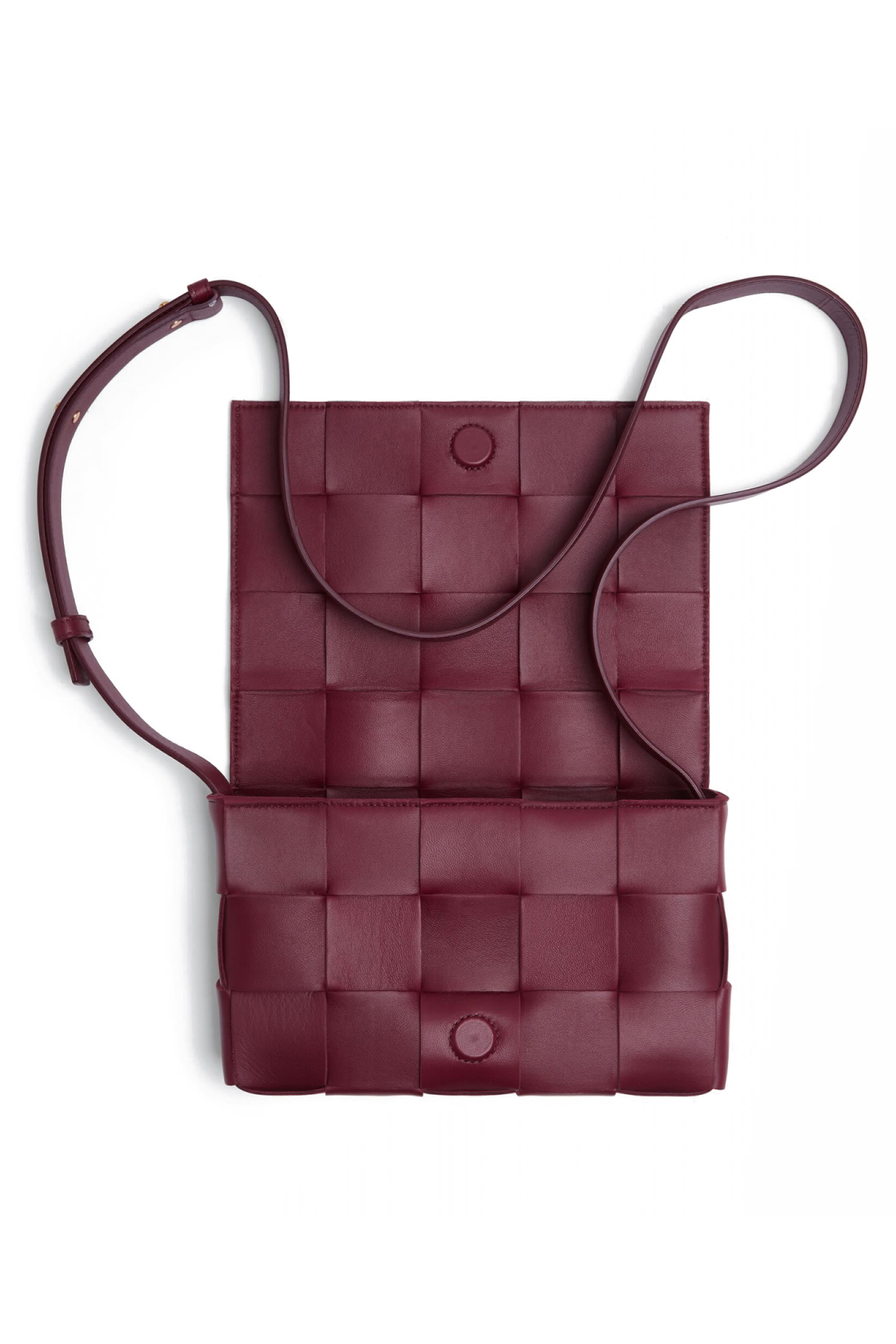 حقيبة كاسيت جلد بتصميم مجدول