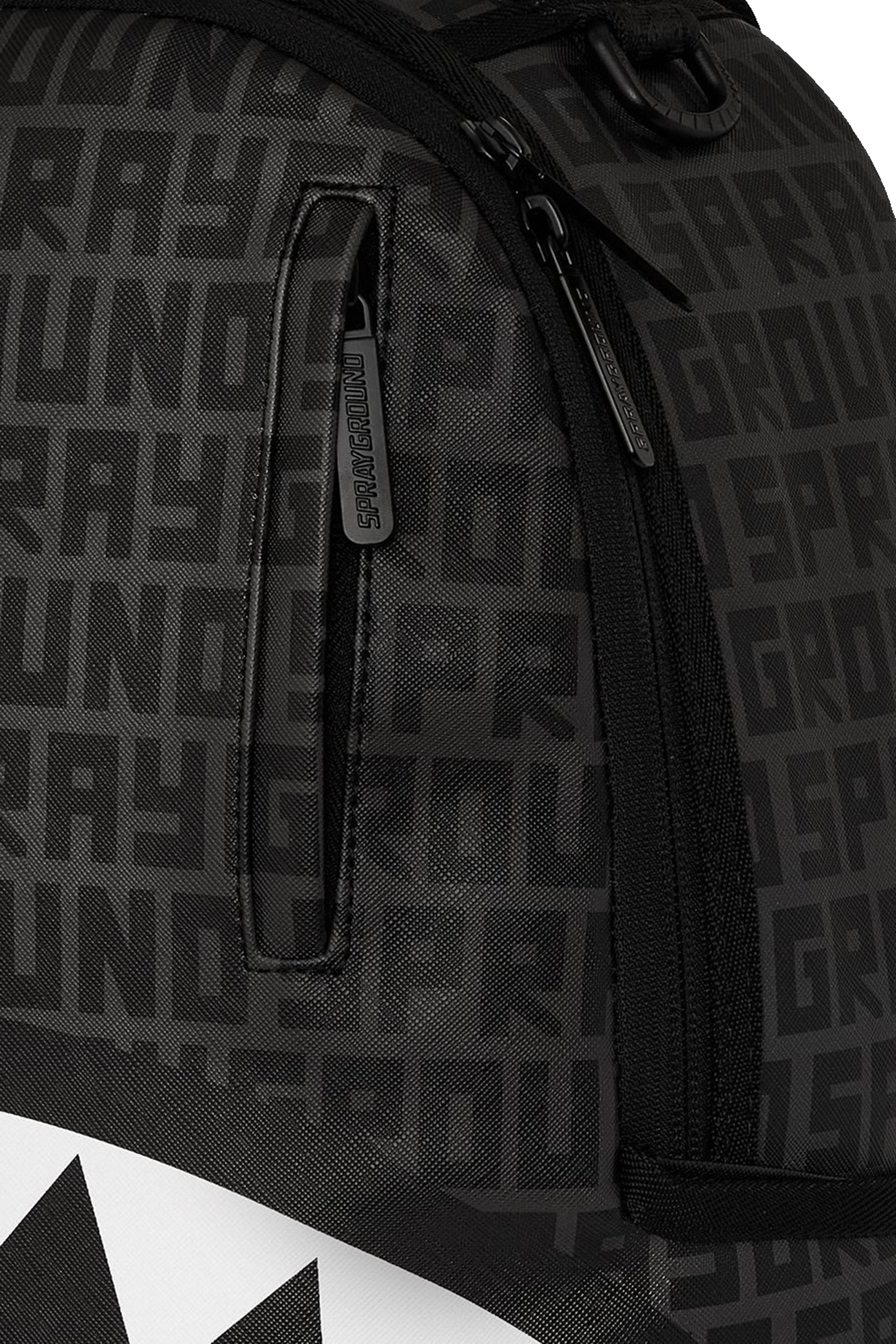 حقيبة ظهر شارك سنترال سبليت إنفينيتي دي ال اكس اس في للأطفال