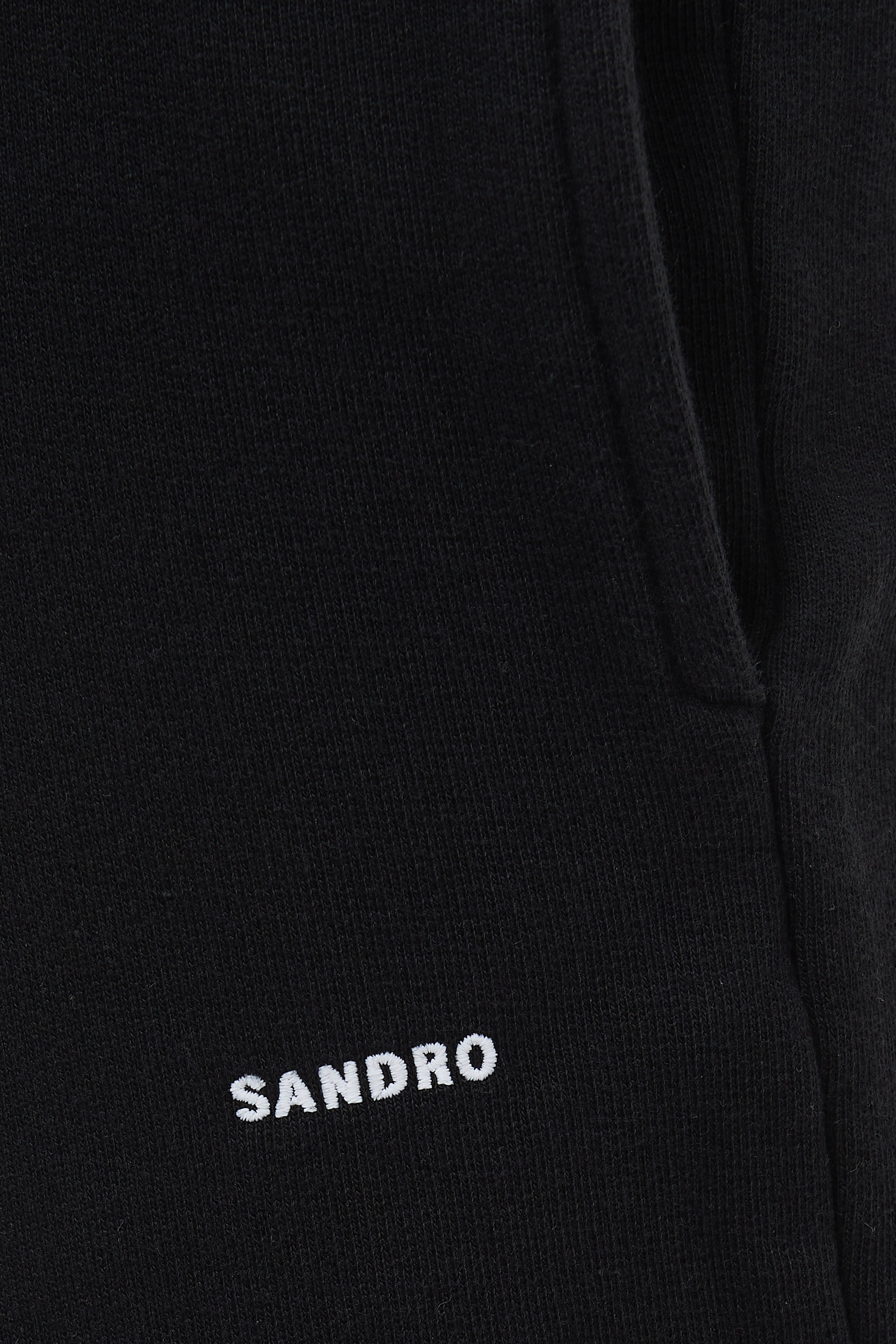 بنطال رياضي مطرز بشعار الماركة