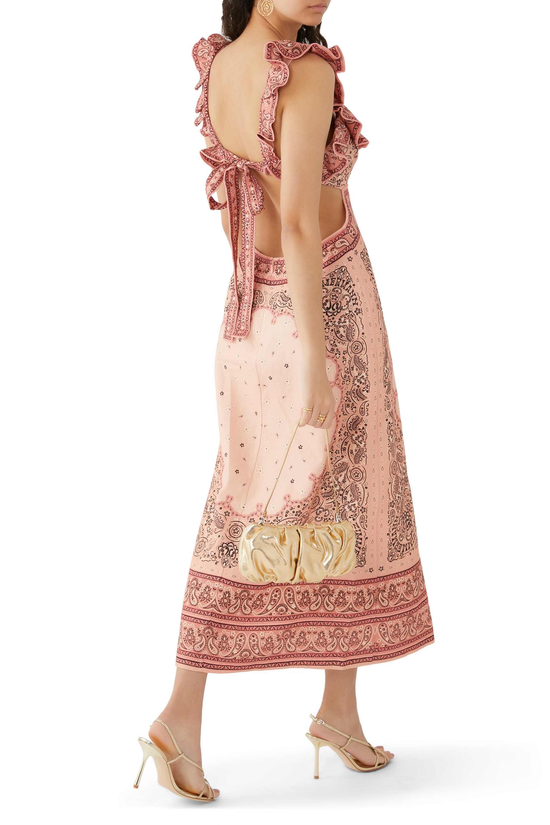 فستان ماتشميكر متوسط الطول بكشكش