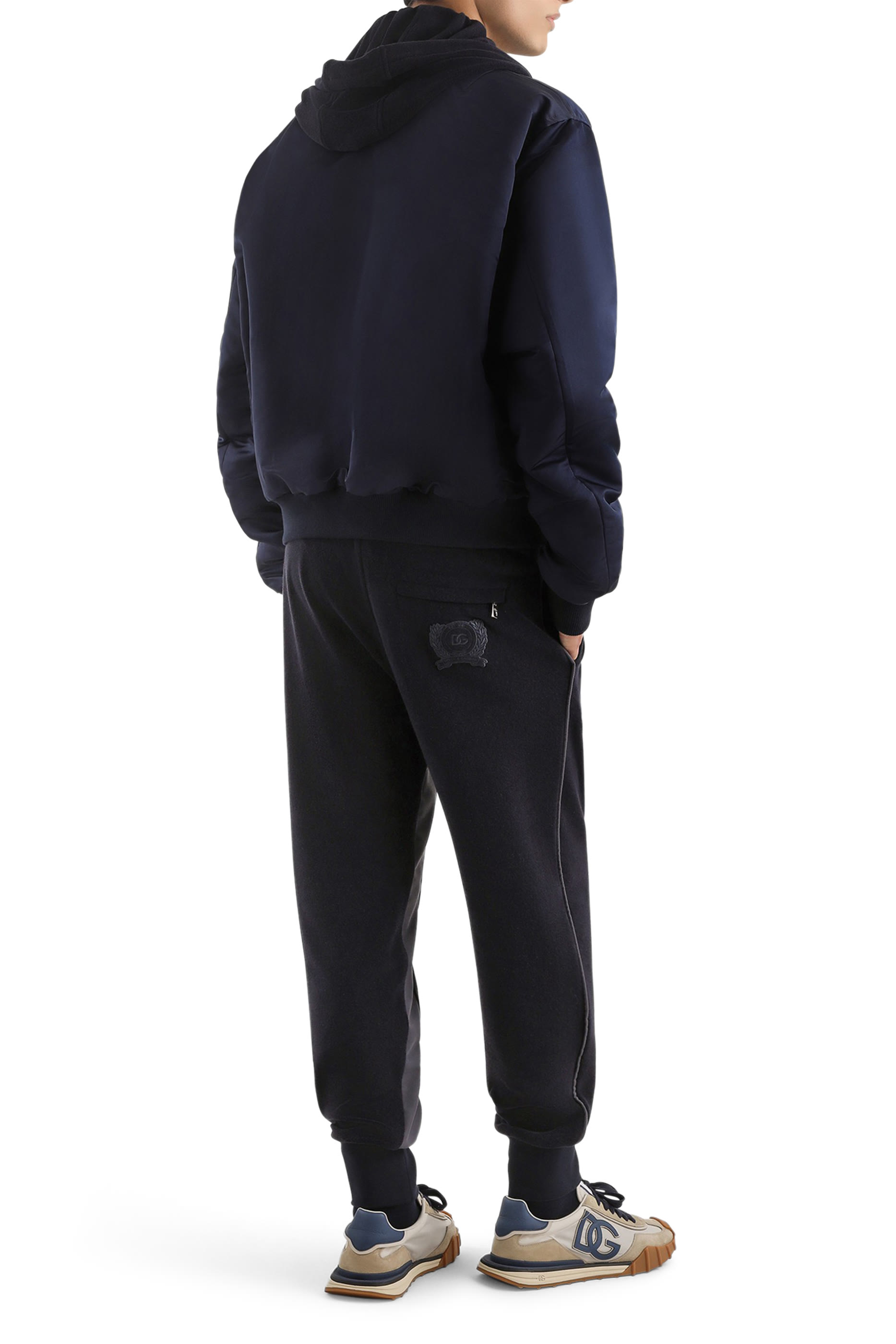 هودي بشعار الماركة