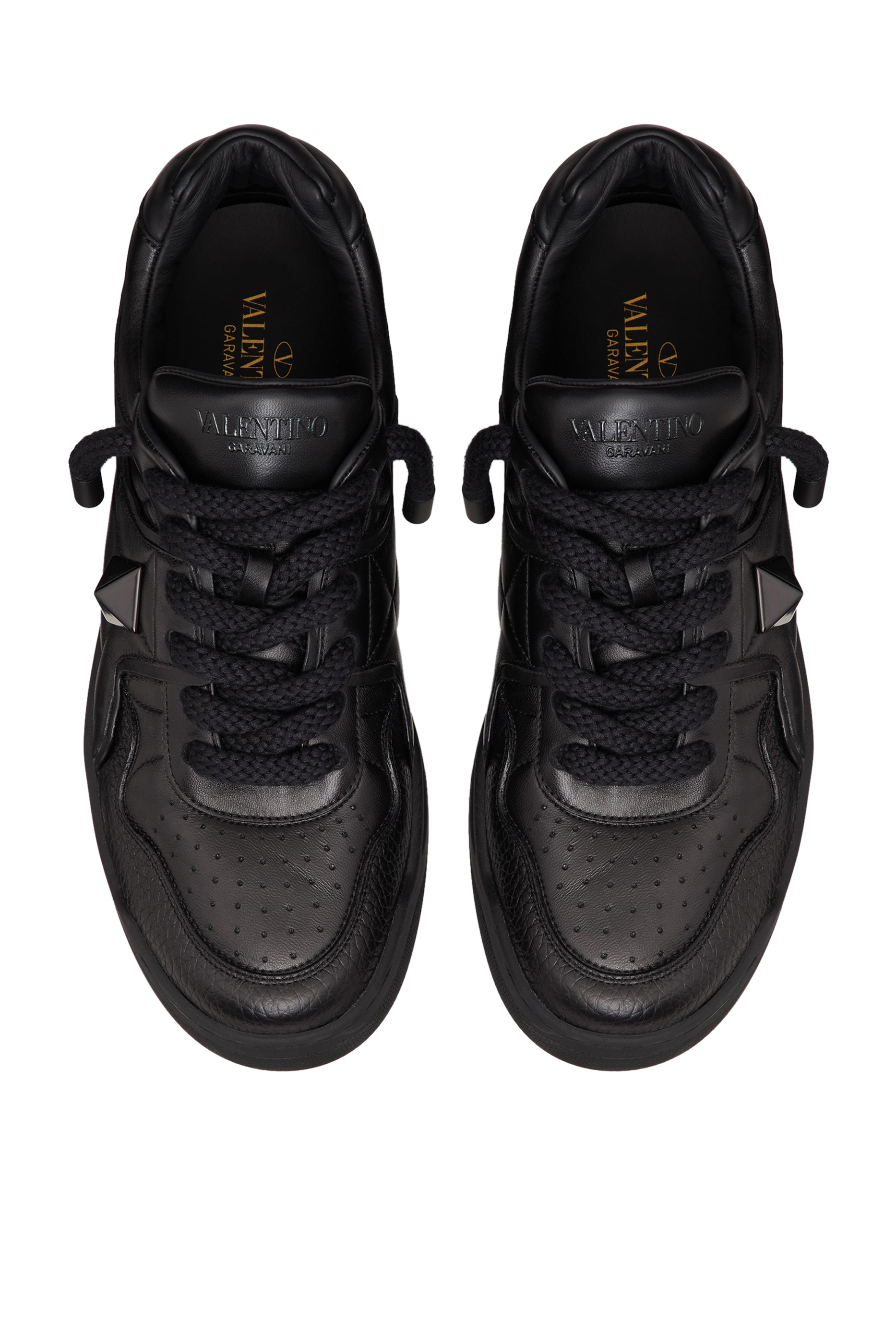 سنيكرز فالنتينو جارافاني بحلية