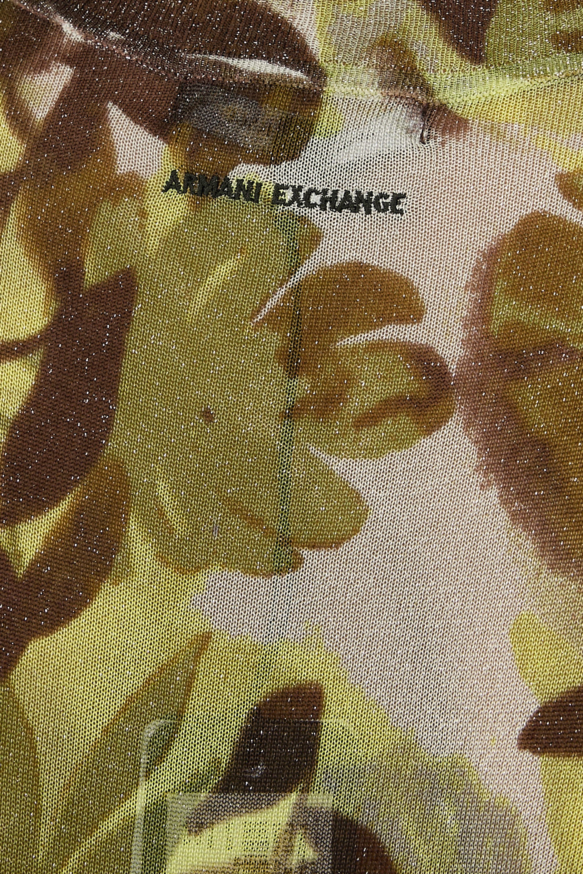 بلوزة إيبيزا بأكمام قصيرة ونقشة أوراق