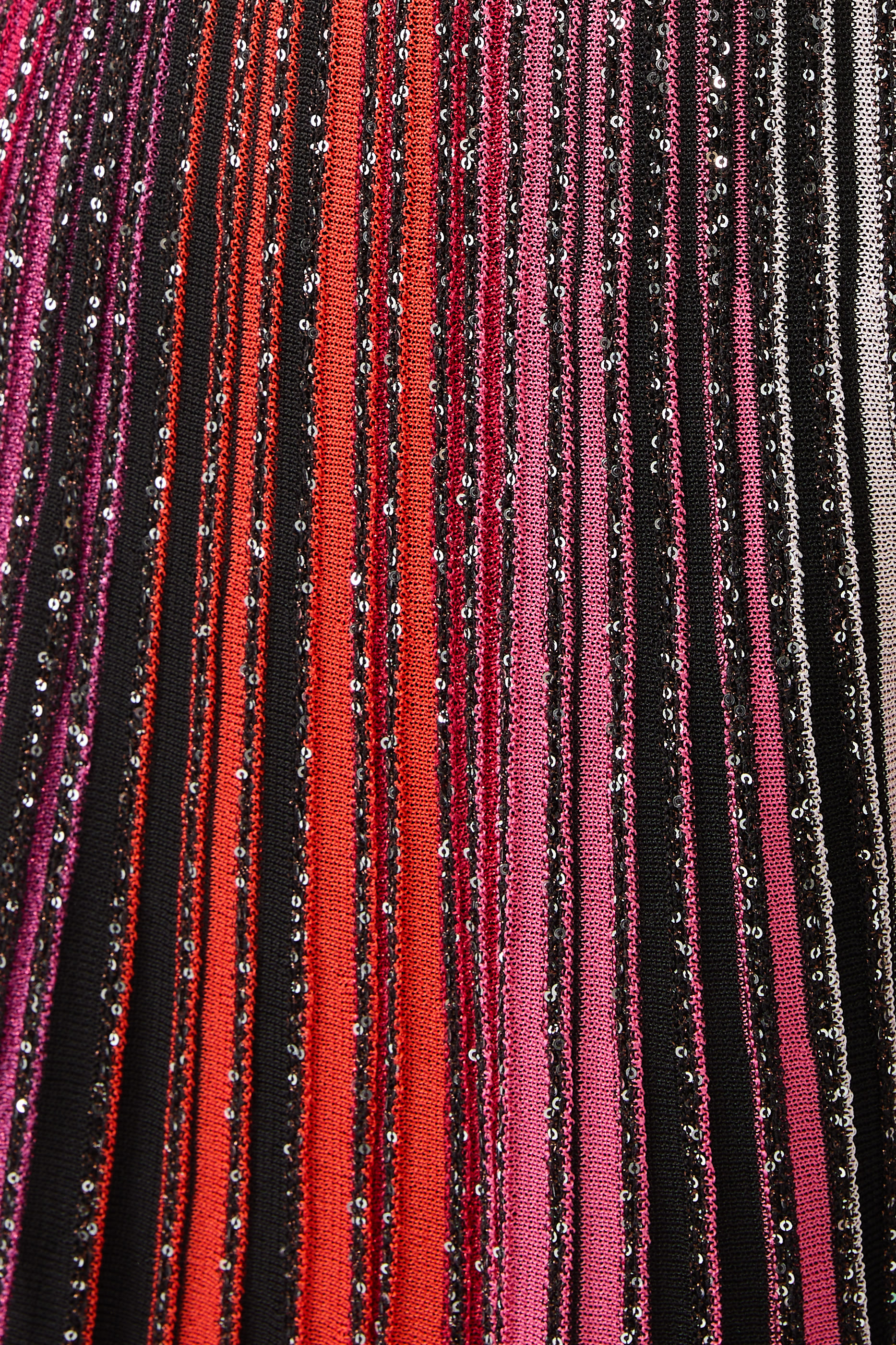 فستان قصير بنقشة مخططة وترتر نسيج كروشيه لامع