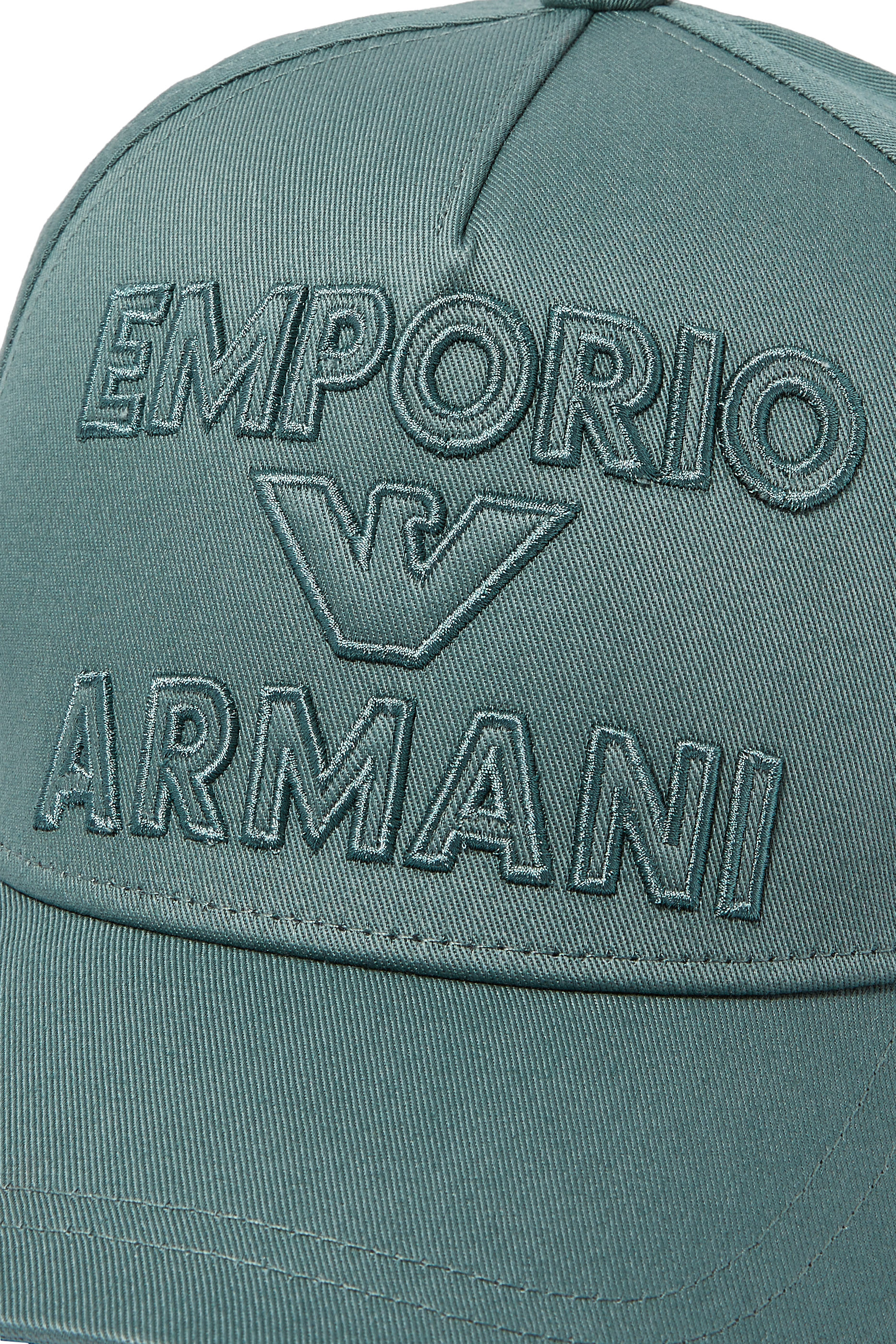 كاب بايسبول بشعار الماركة بحجم كبير