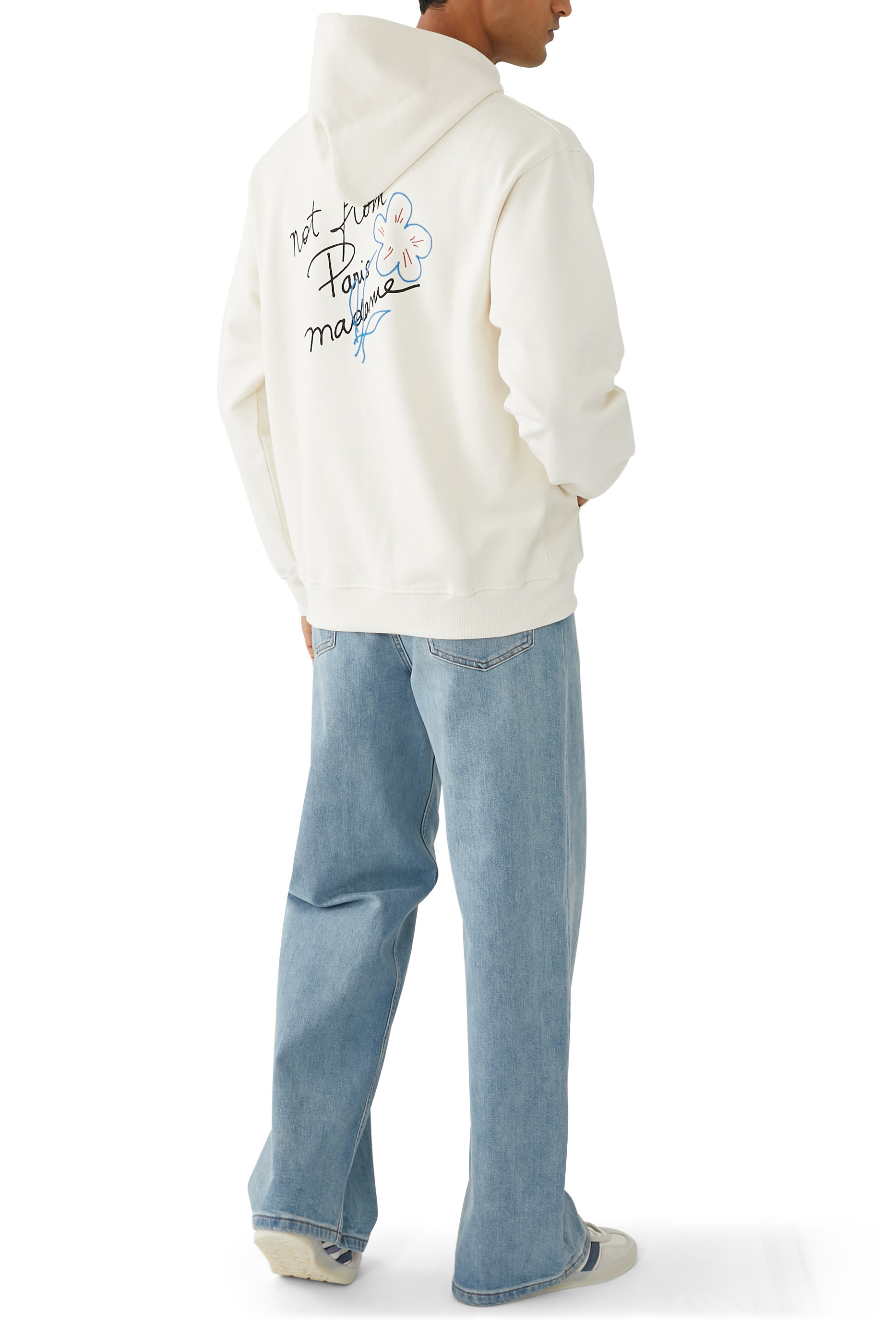 سويت شيرت بغطاء رأس بعبارة نصية