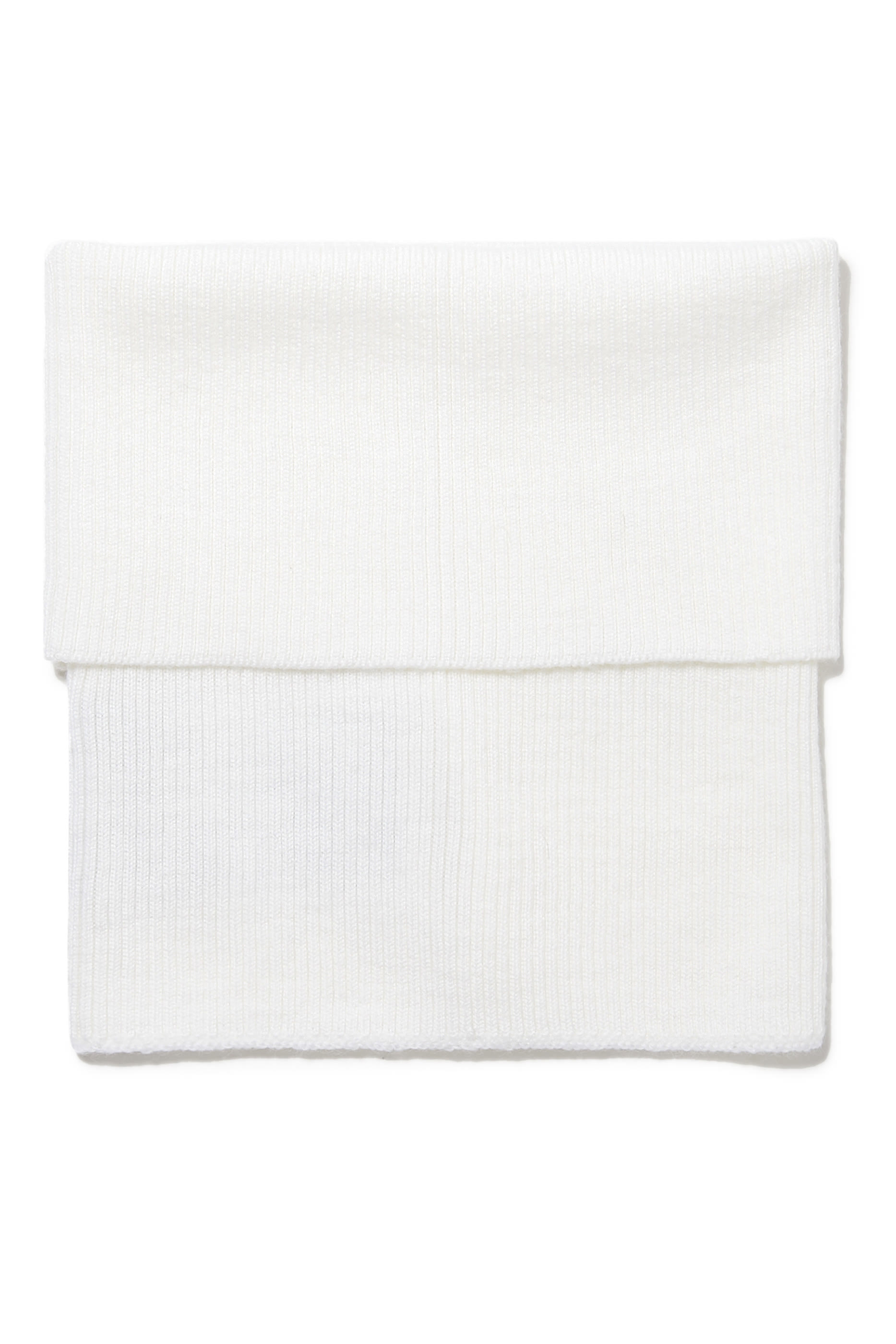 ياقة بتصميم مضلع