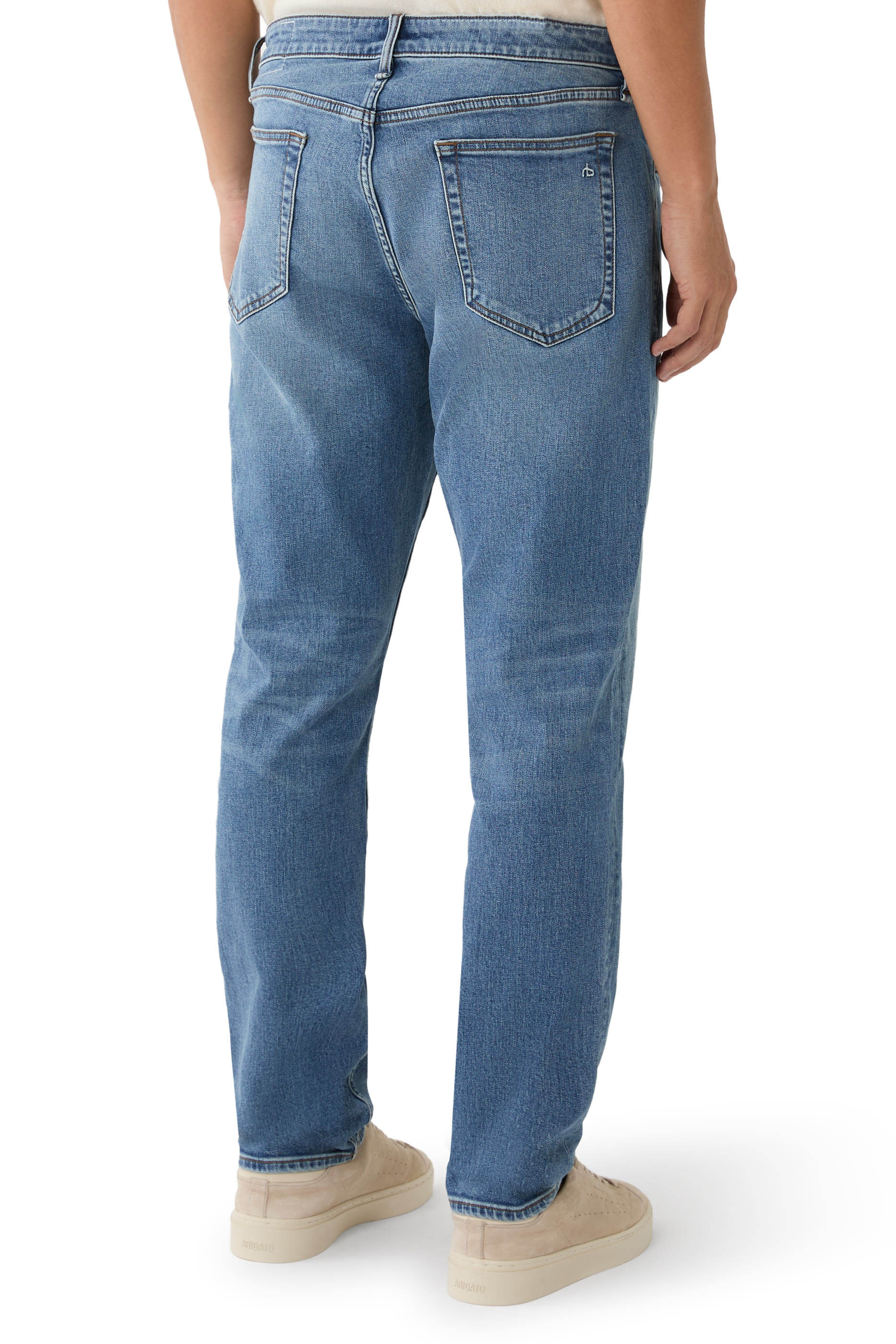 بنطال جينز فيت 3 بقصة رياضية