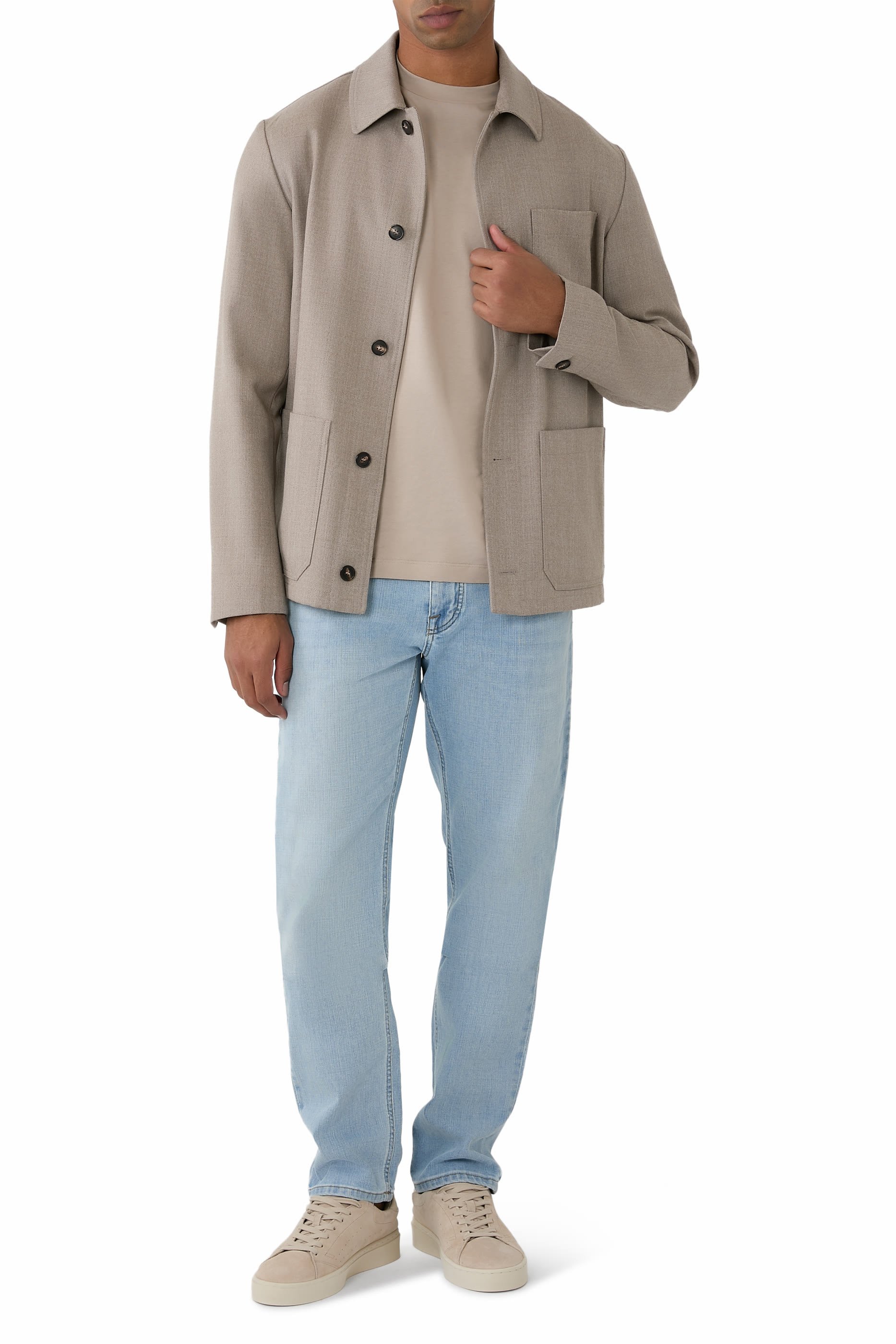 تيشيرت بشعار الماركة