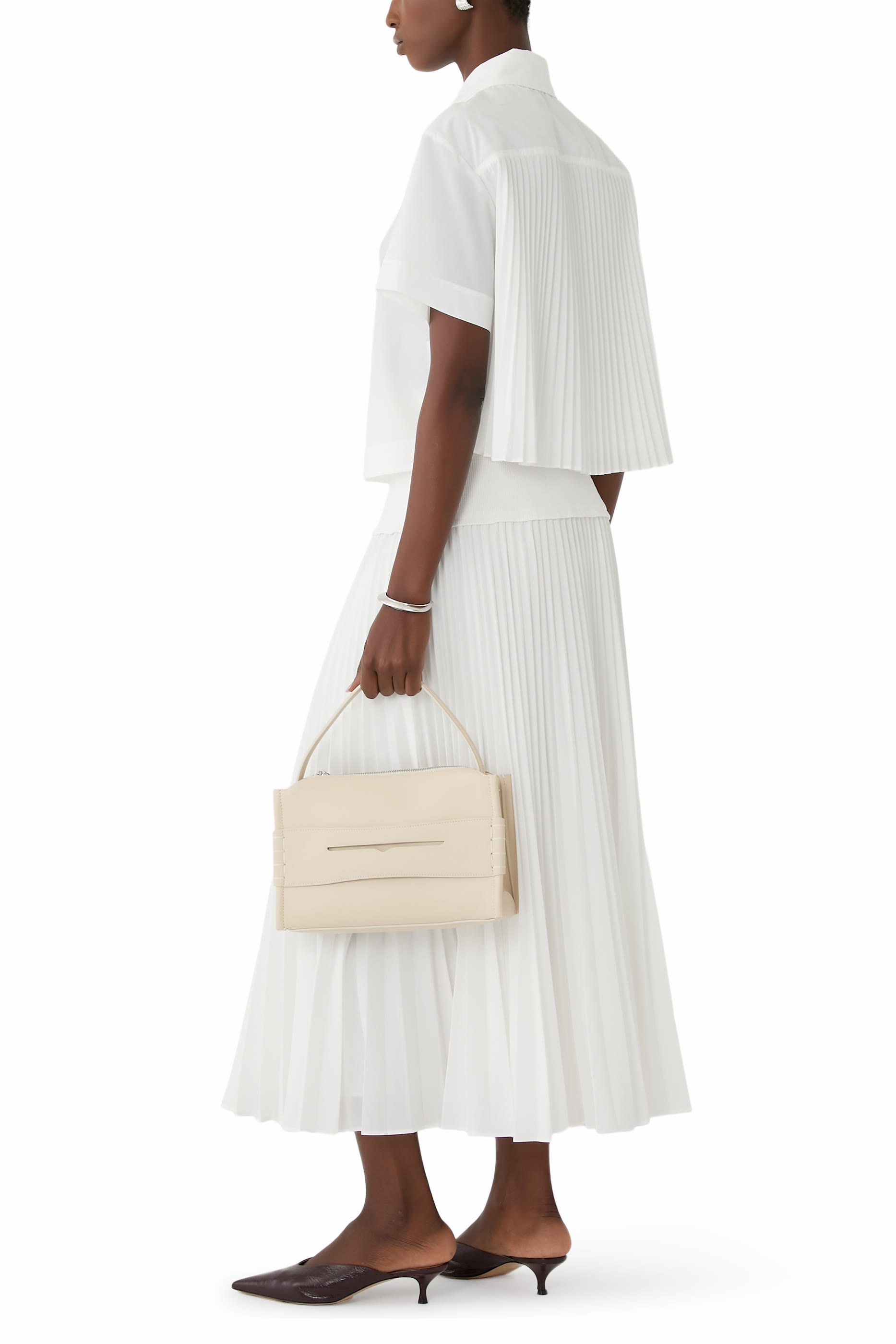 قميص برني بطيّات قطن