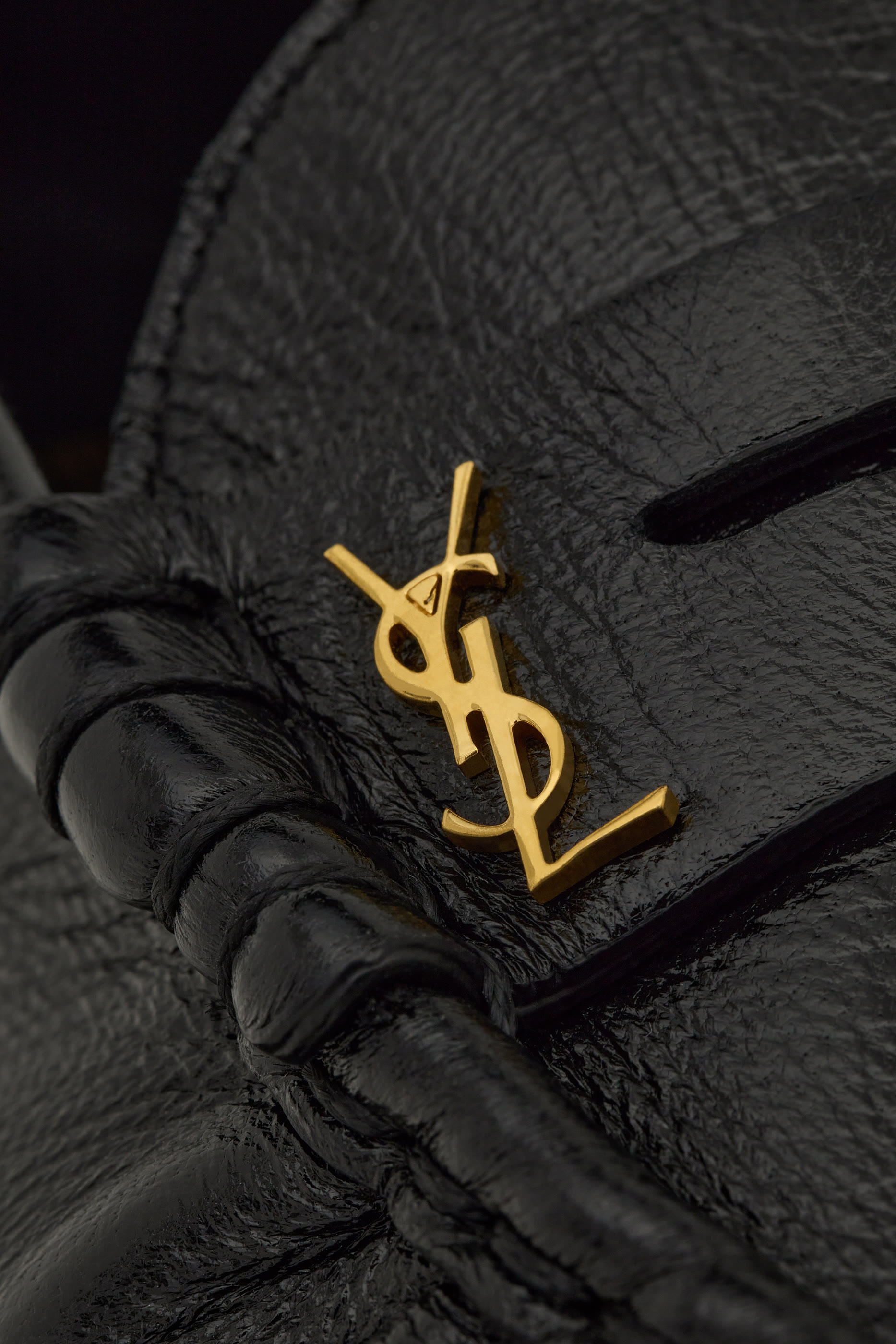 حذاء سهل الارتداء جلد لامع لين