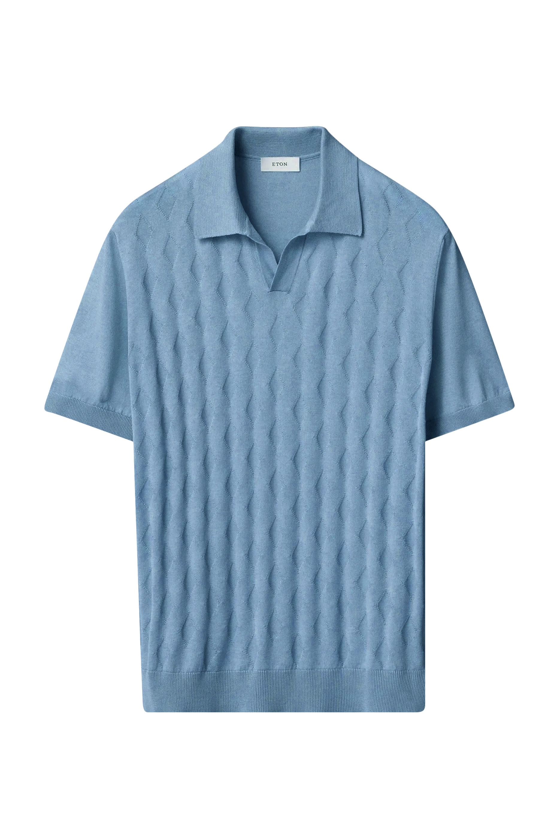 قميص بولو بياقة مفتوحة