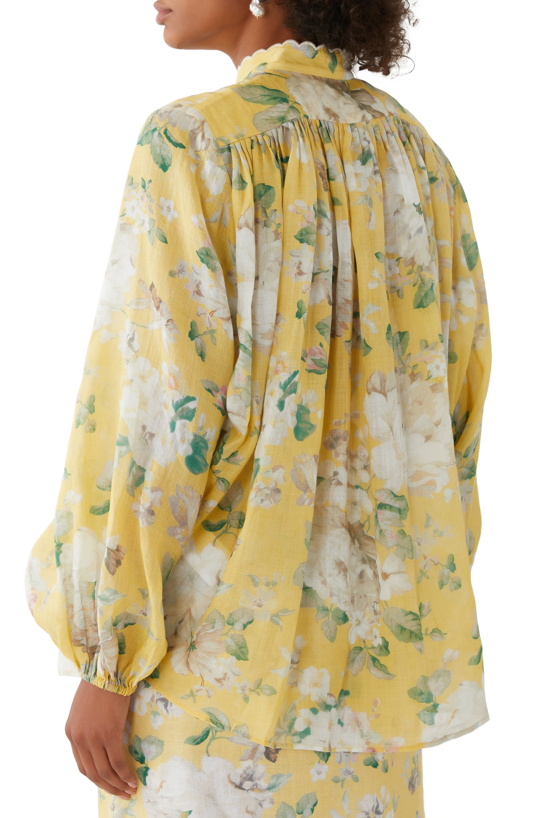 بلوزة أكاسيا بحواف صدفية