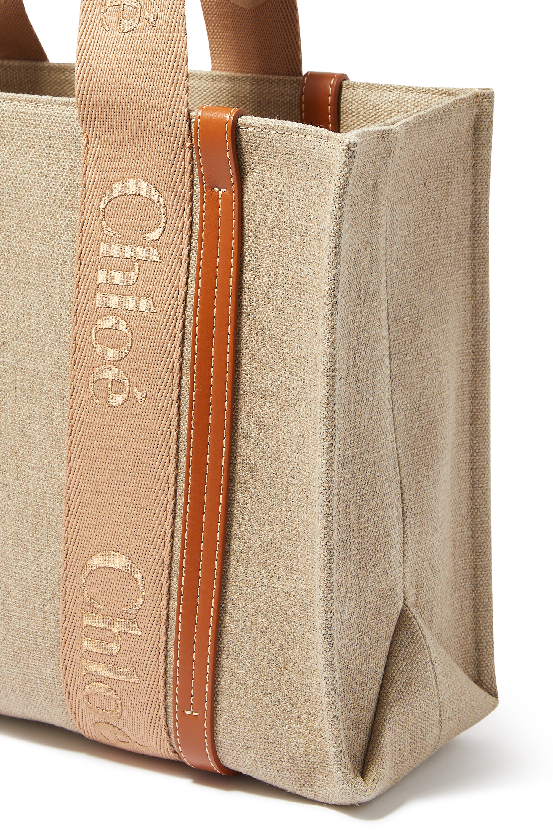 حقيبة يد وودي متوسطة