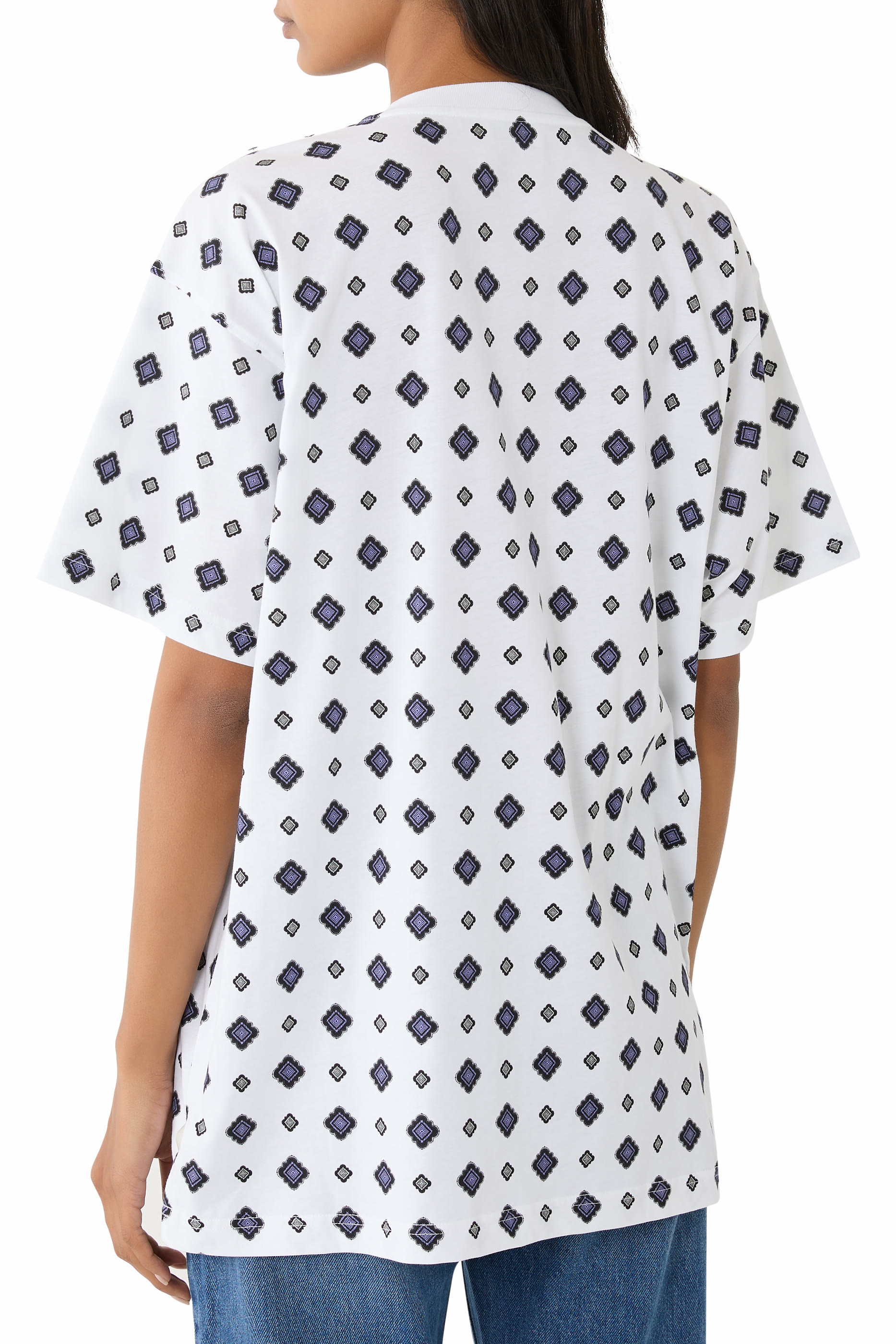 تيشيرت بنقشة الدب تيدي وشعار الماركة