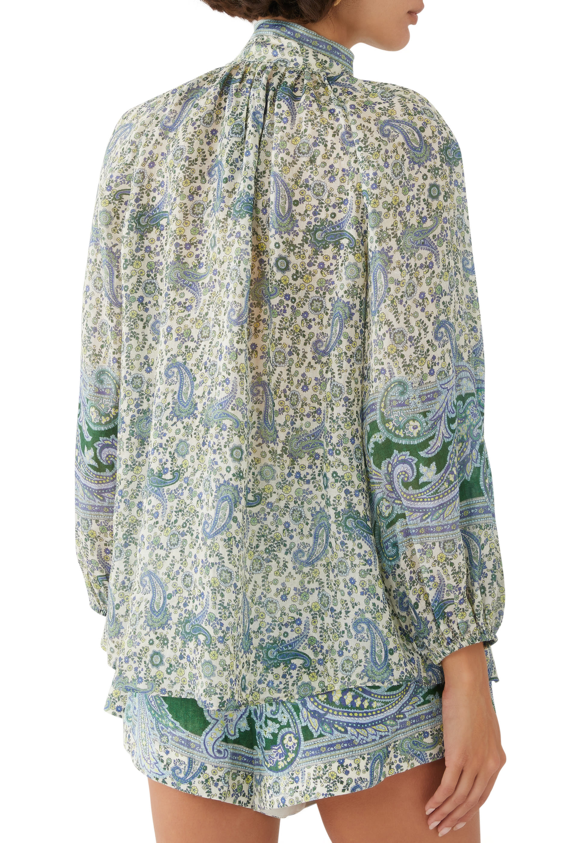 بلوزة أوتي واسعة