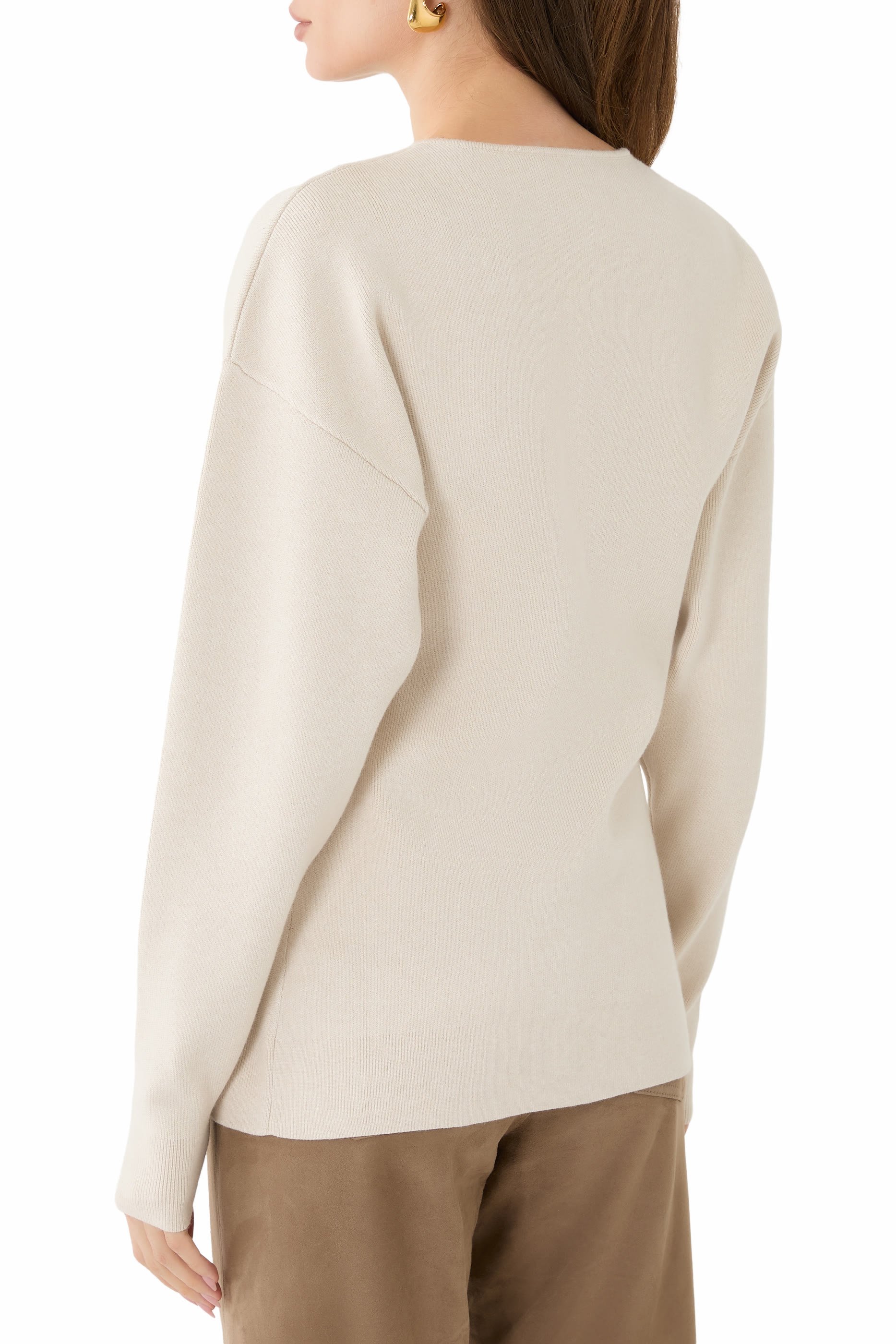 كنزةة بنمط كارديجان بأكمام منفوخة