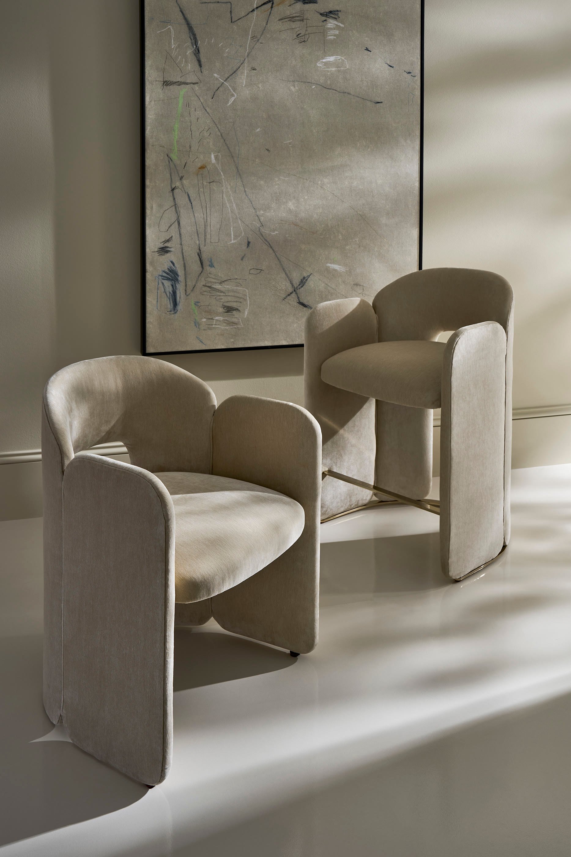 كرسي عشاء بتصميم متداخل