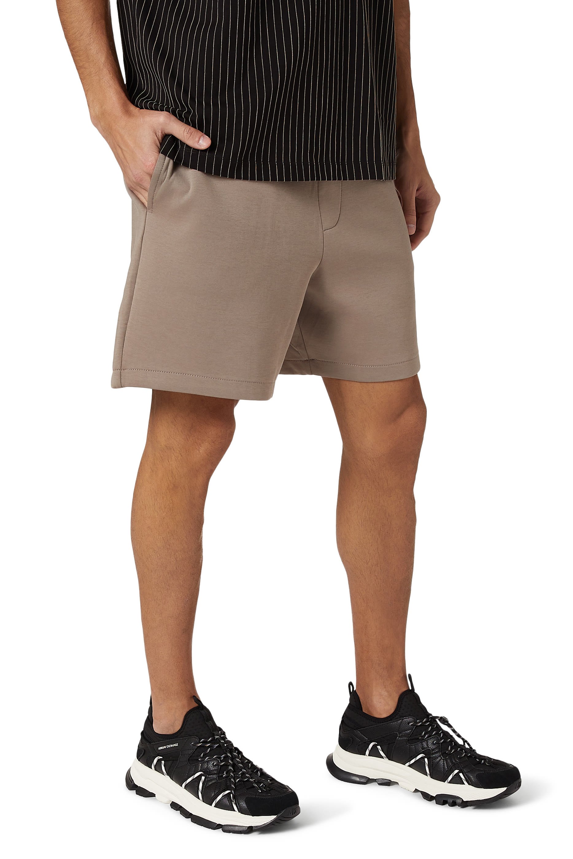 سنيكرز بشعار الماركة قماش معالج