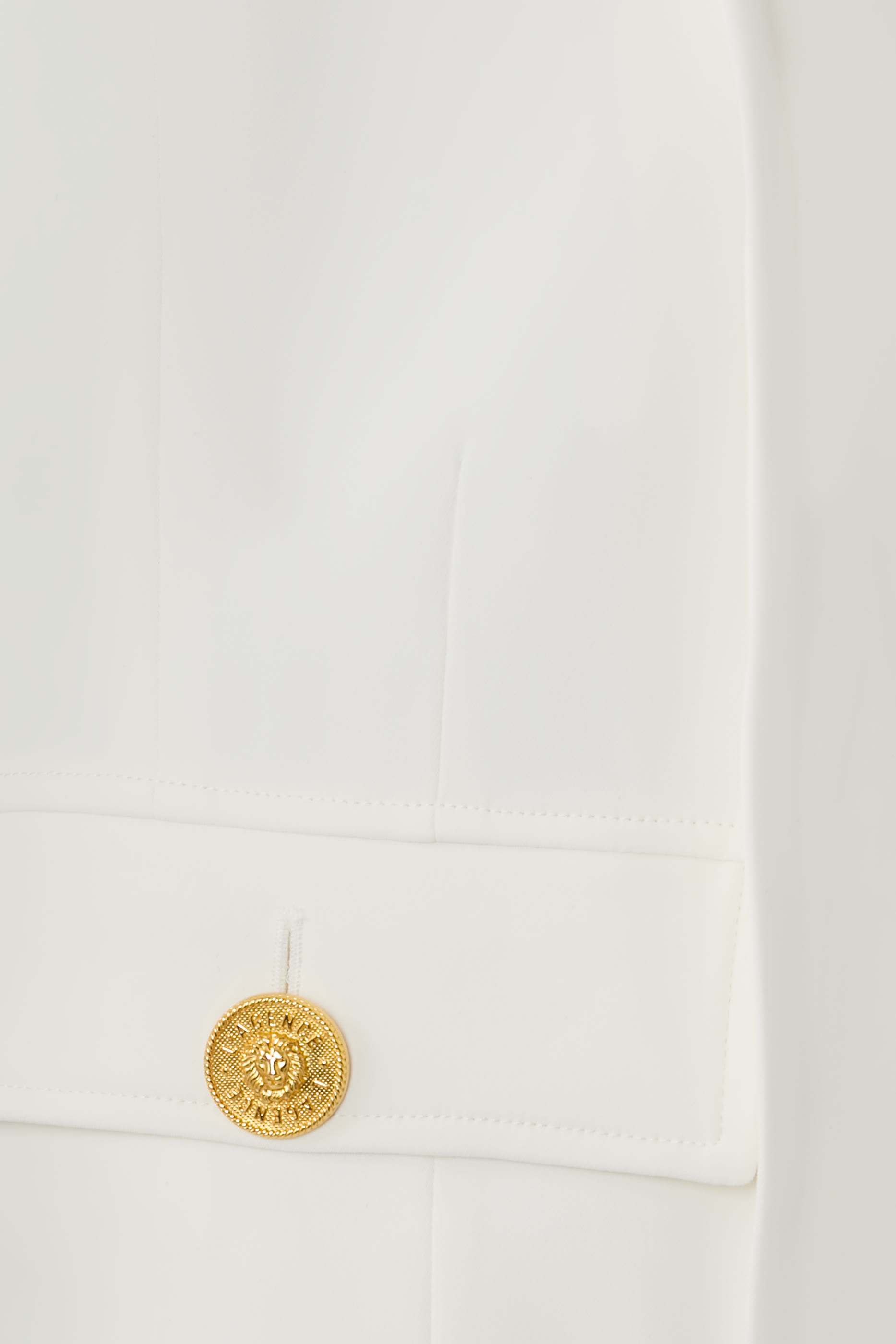 جاكيت نيكسي بنمط كارديجان