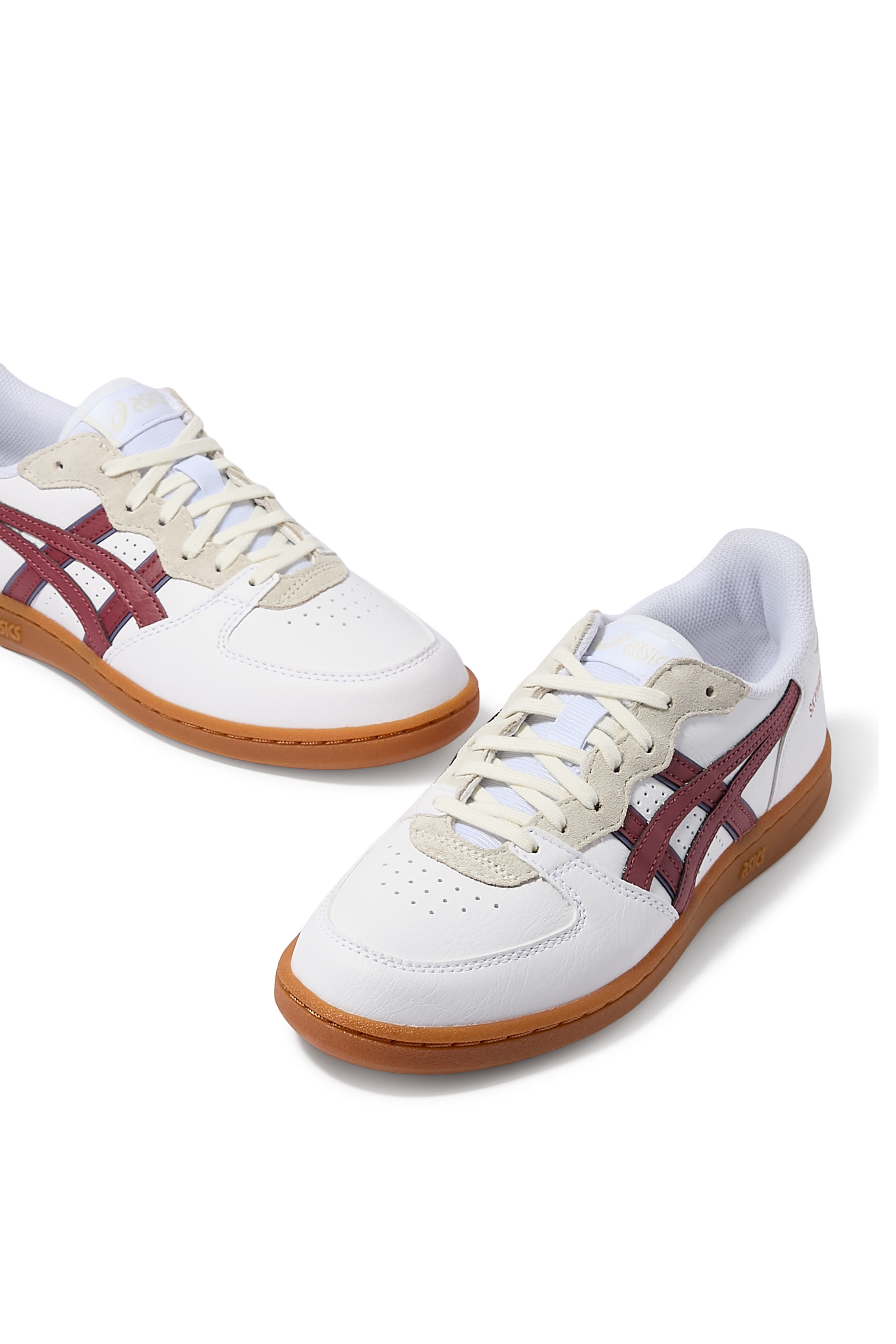 سنيكرز سكايهاند أو جي