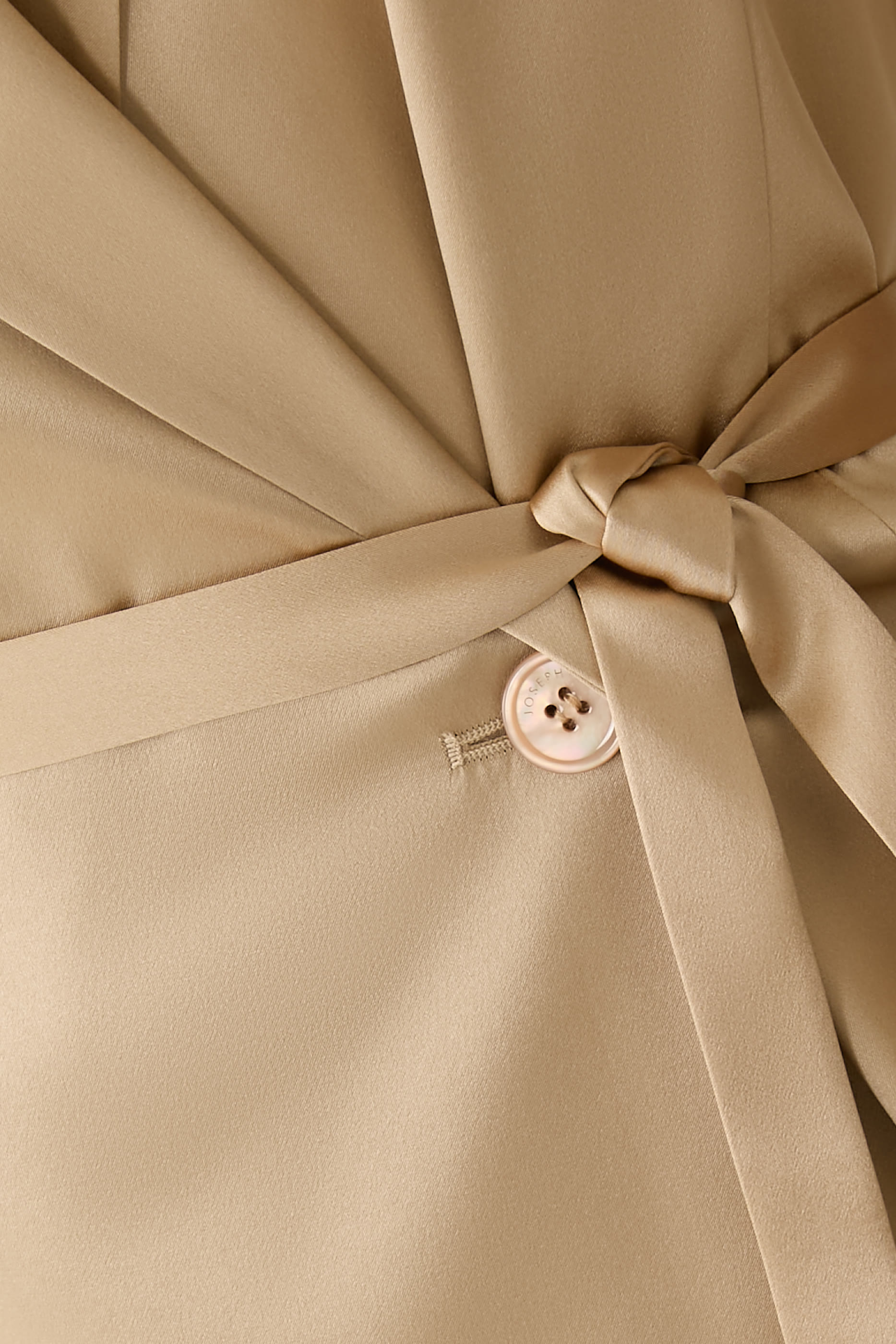 جاكيت جوبرت حرير ساتان