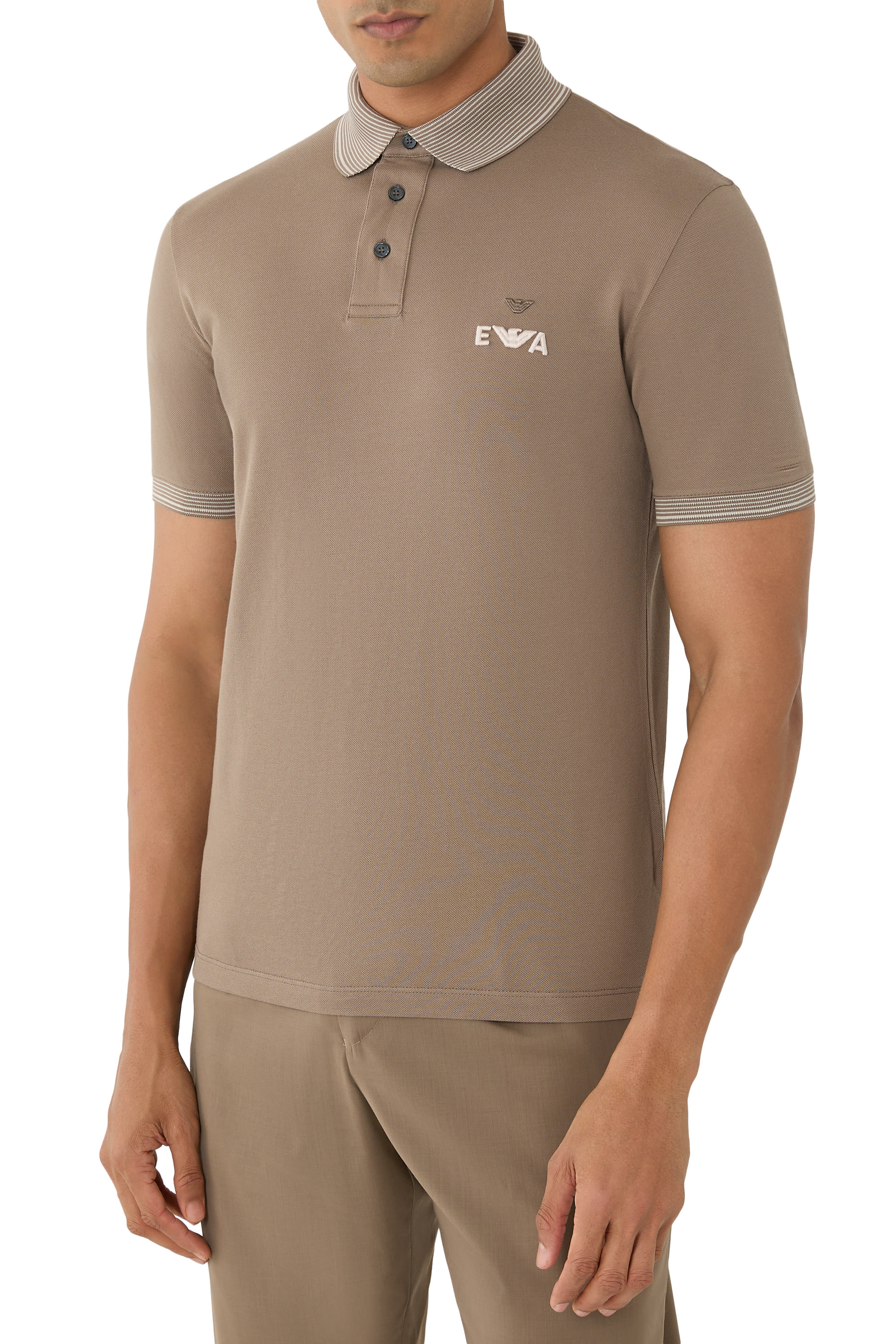 قميص بولو بيكيه بتطريز شعار الماركة