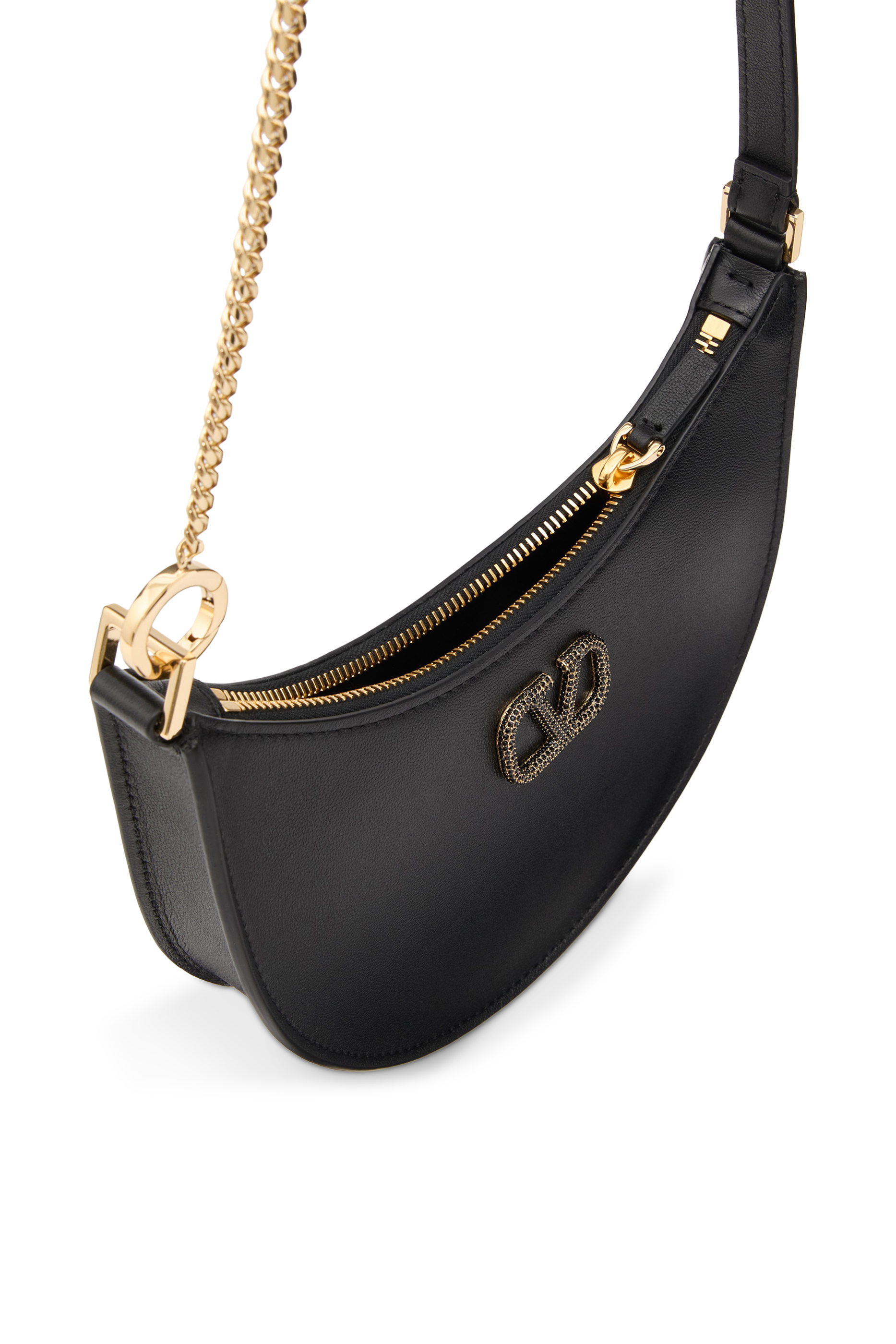 حقيبة صغيرة بشعار الماركة V