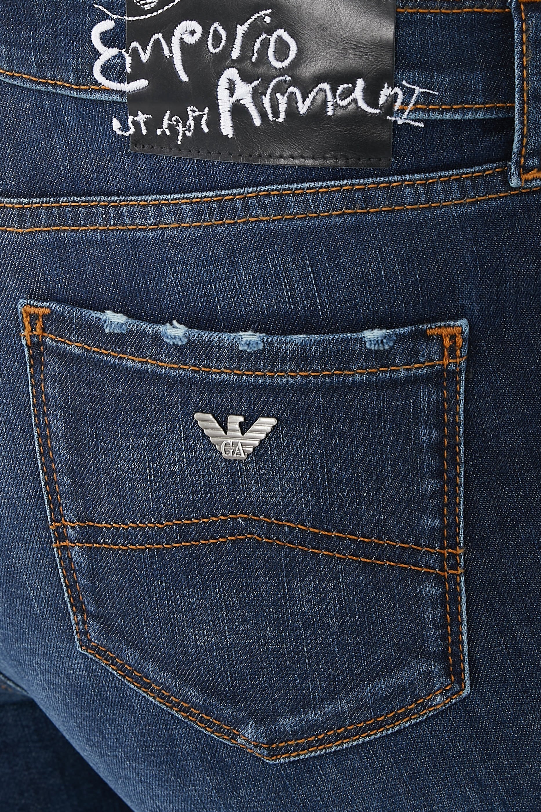 بنطال جينز دنيم بقصة سكيني