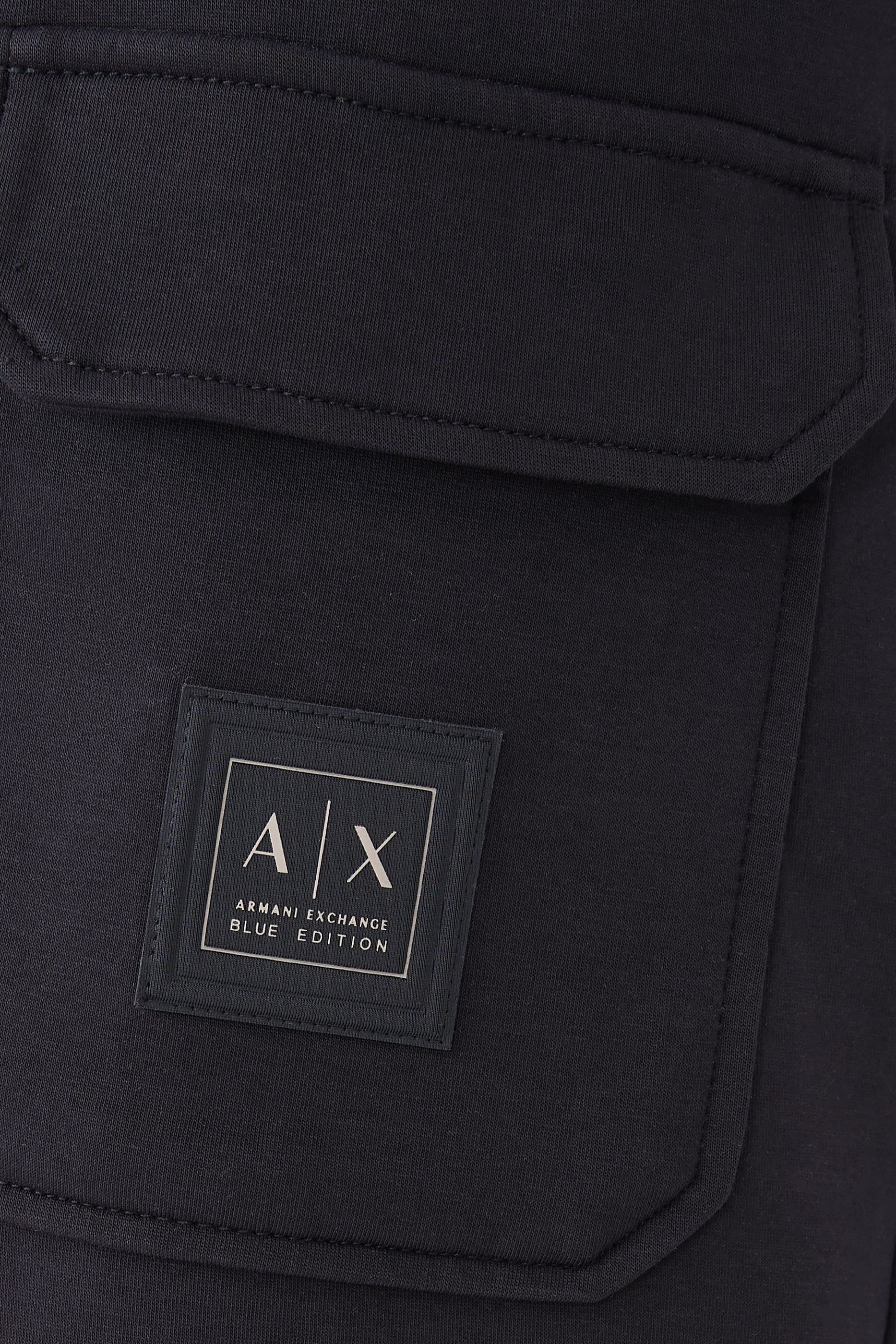 شورت برمودا إيسنشال تيسوتو