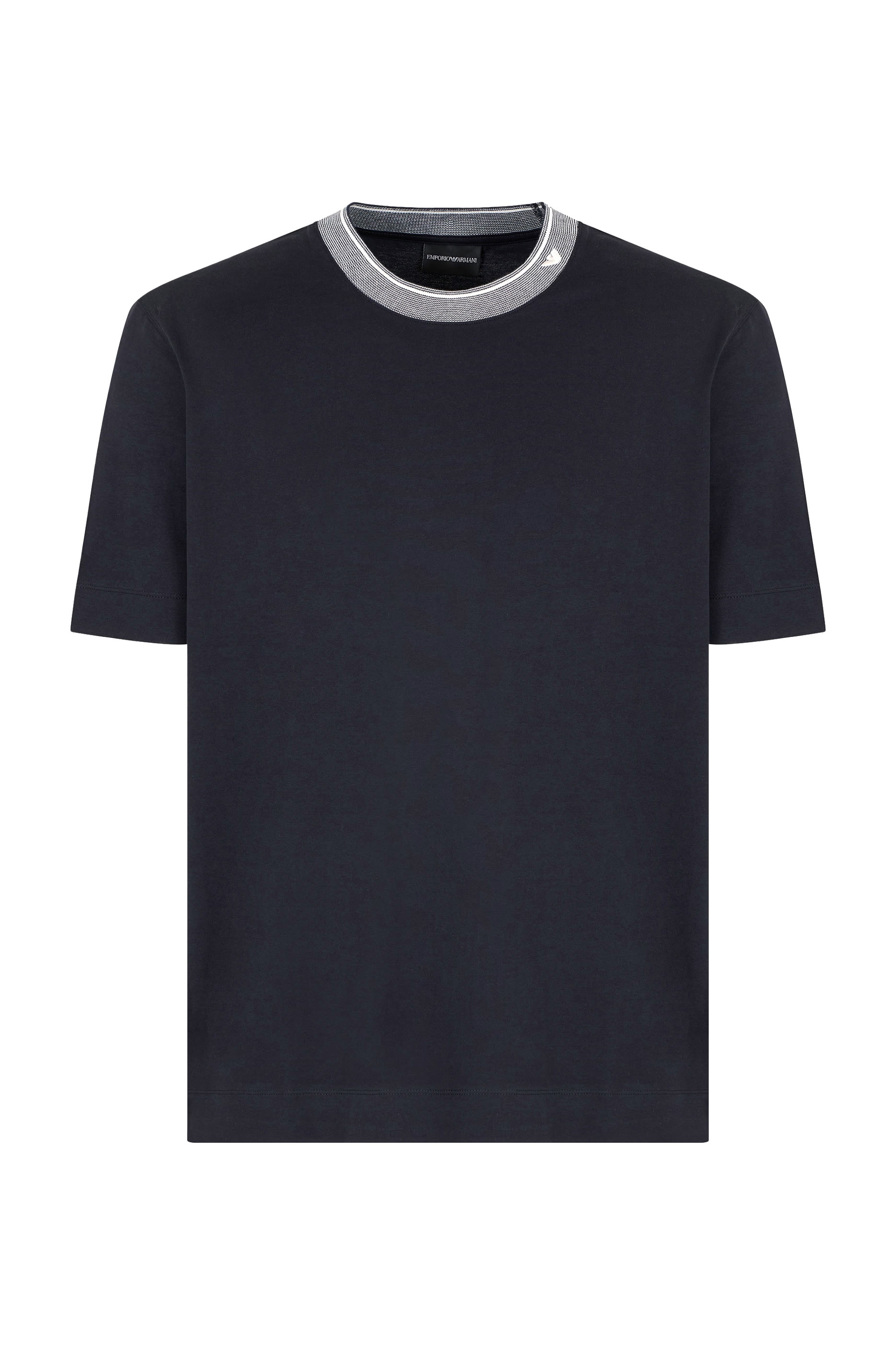 تيشيرت بأكمام قصيرة