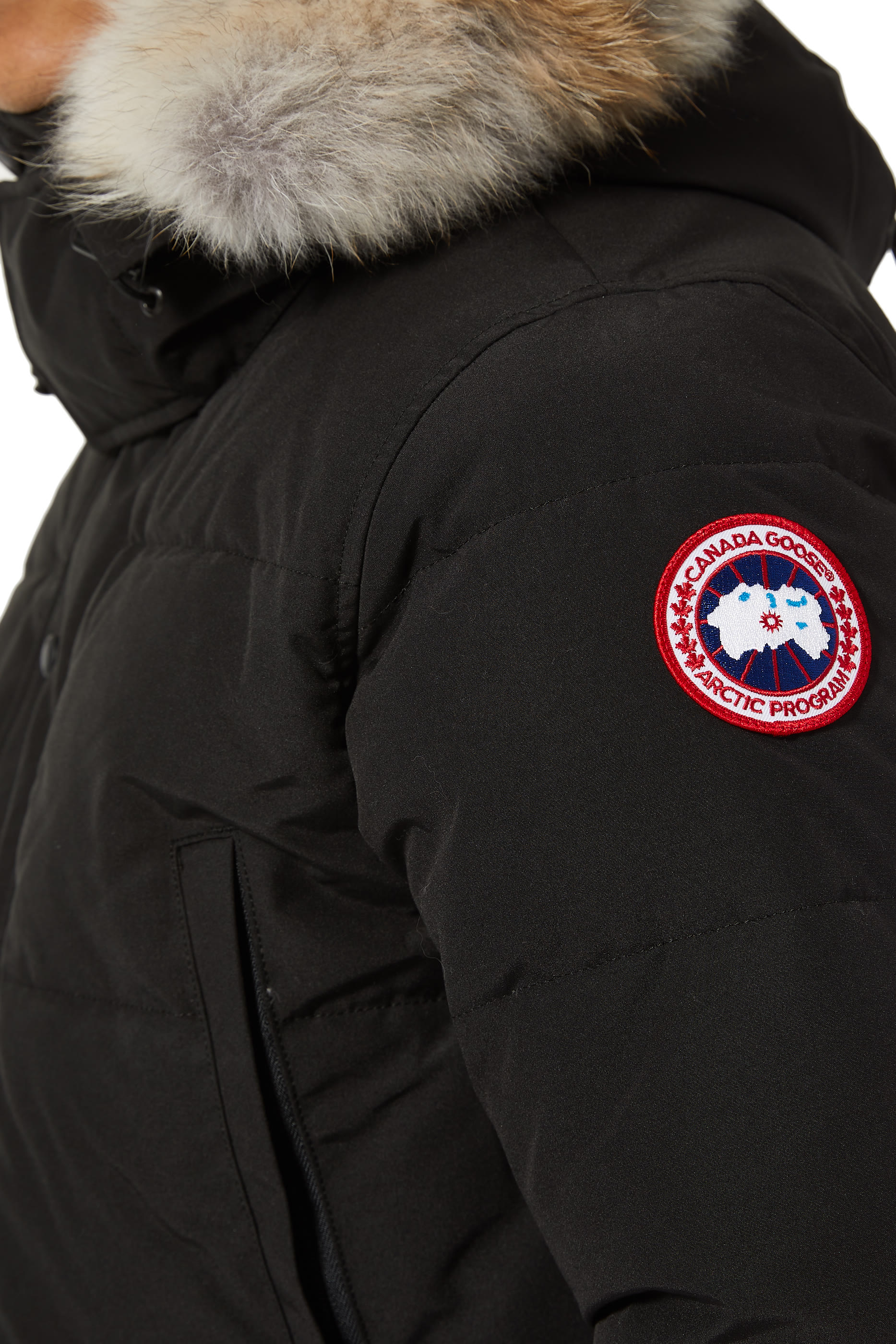 جاكيت ويندهام مبطن بالزغب