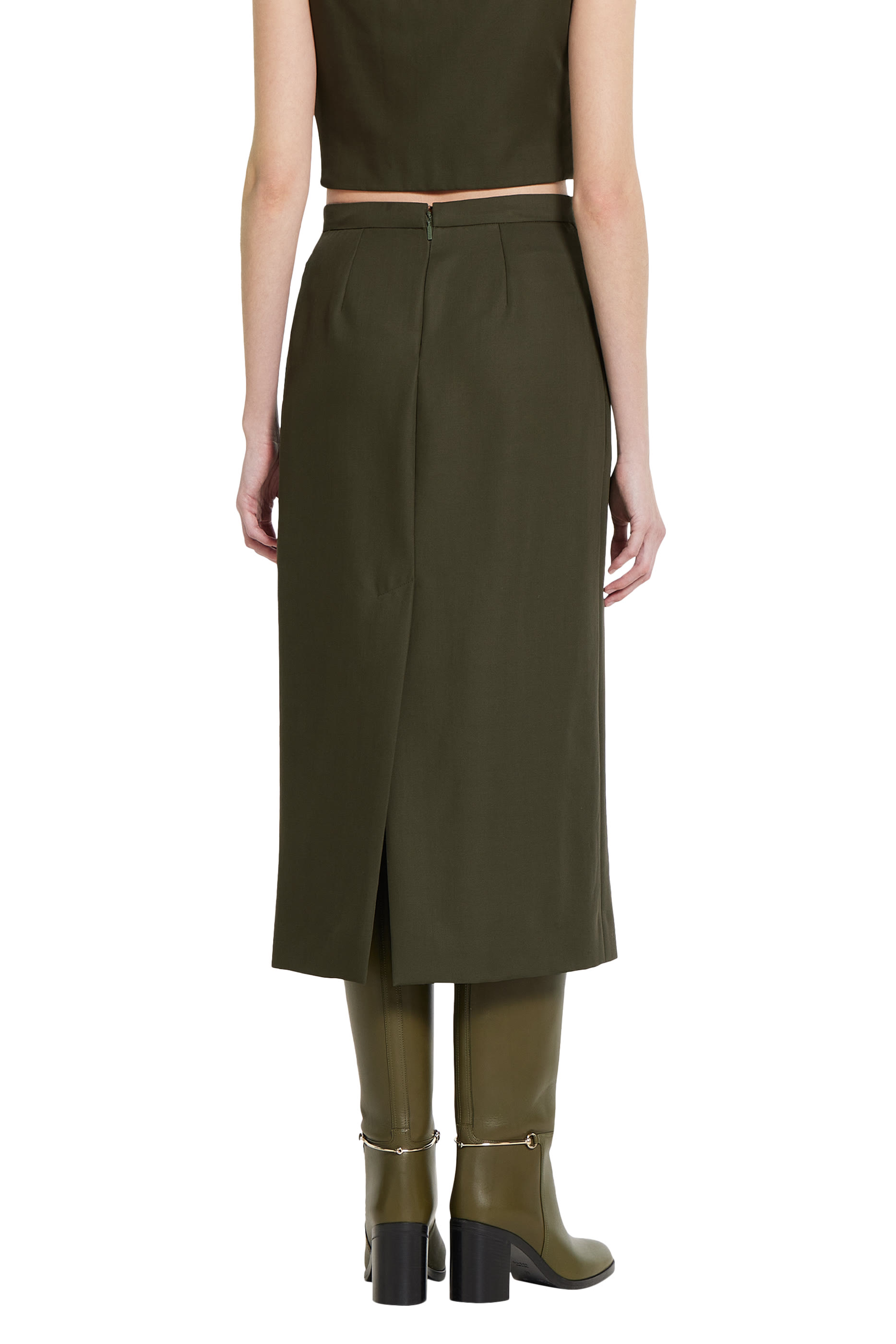 تنورة مطرزة بالزهور صوف موهير