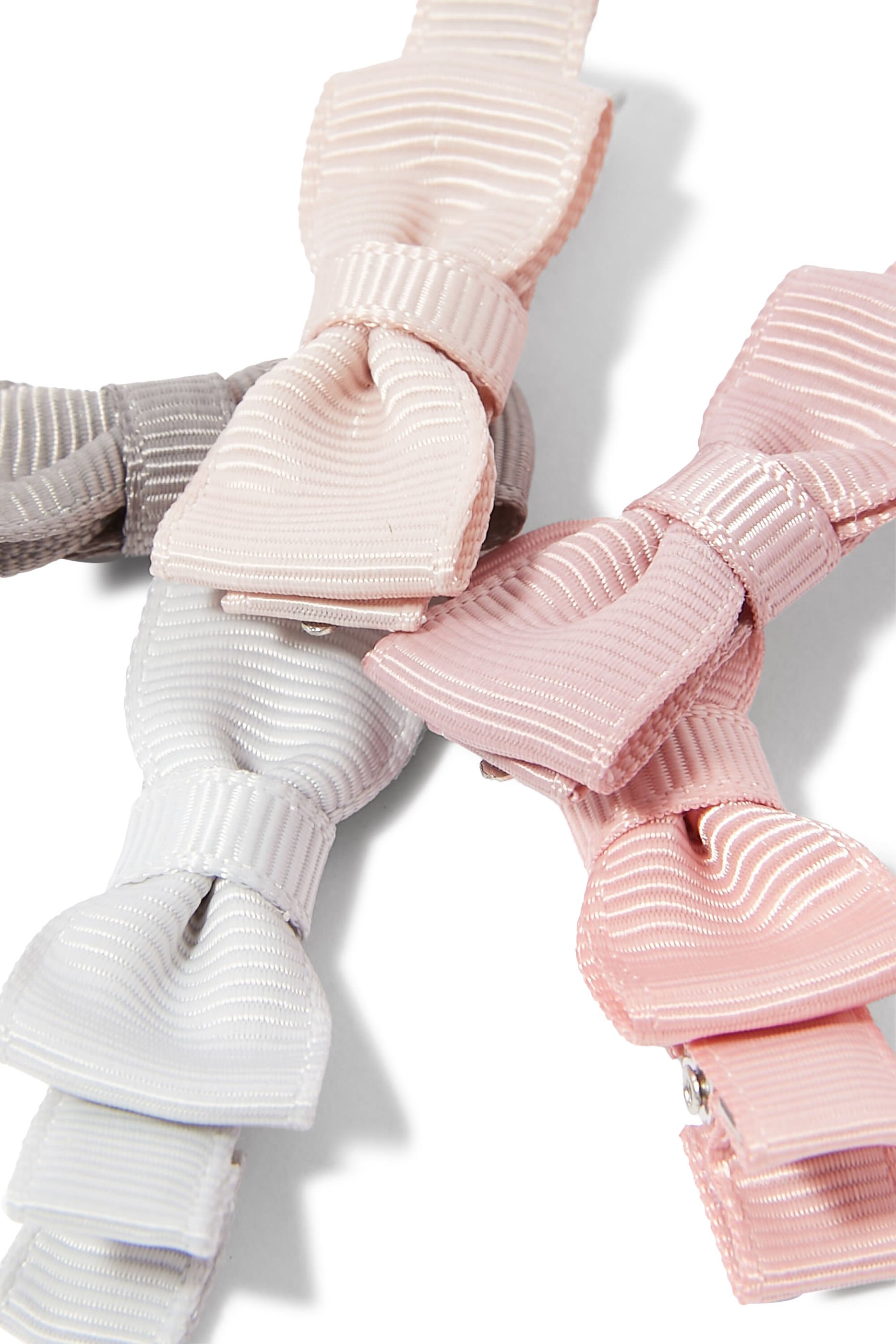 مشابك مارثا بو سالون بتصميم فيونكة للأطفال