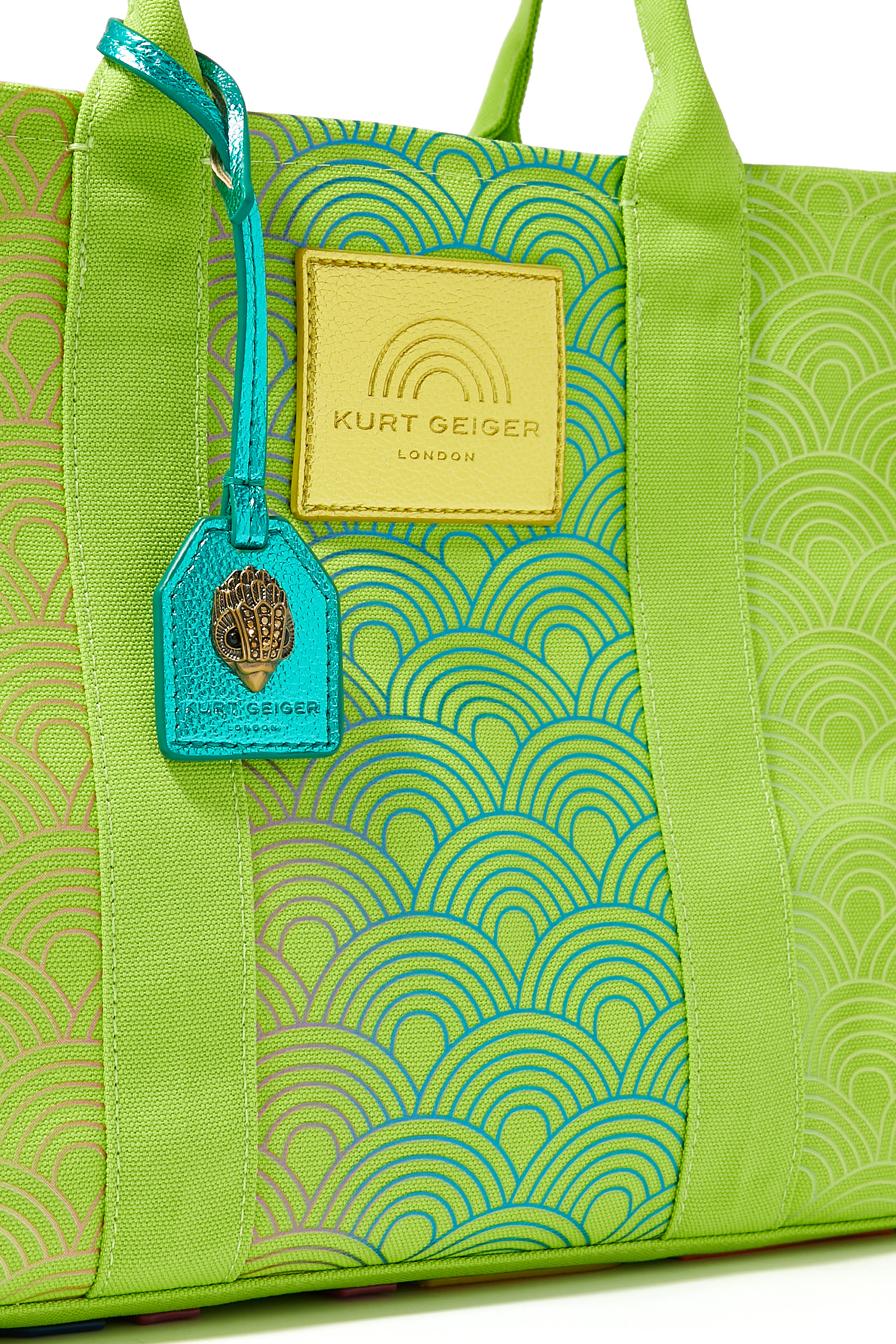 حقيبة يد ساوث بانك صغيرة