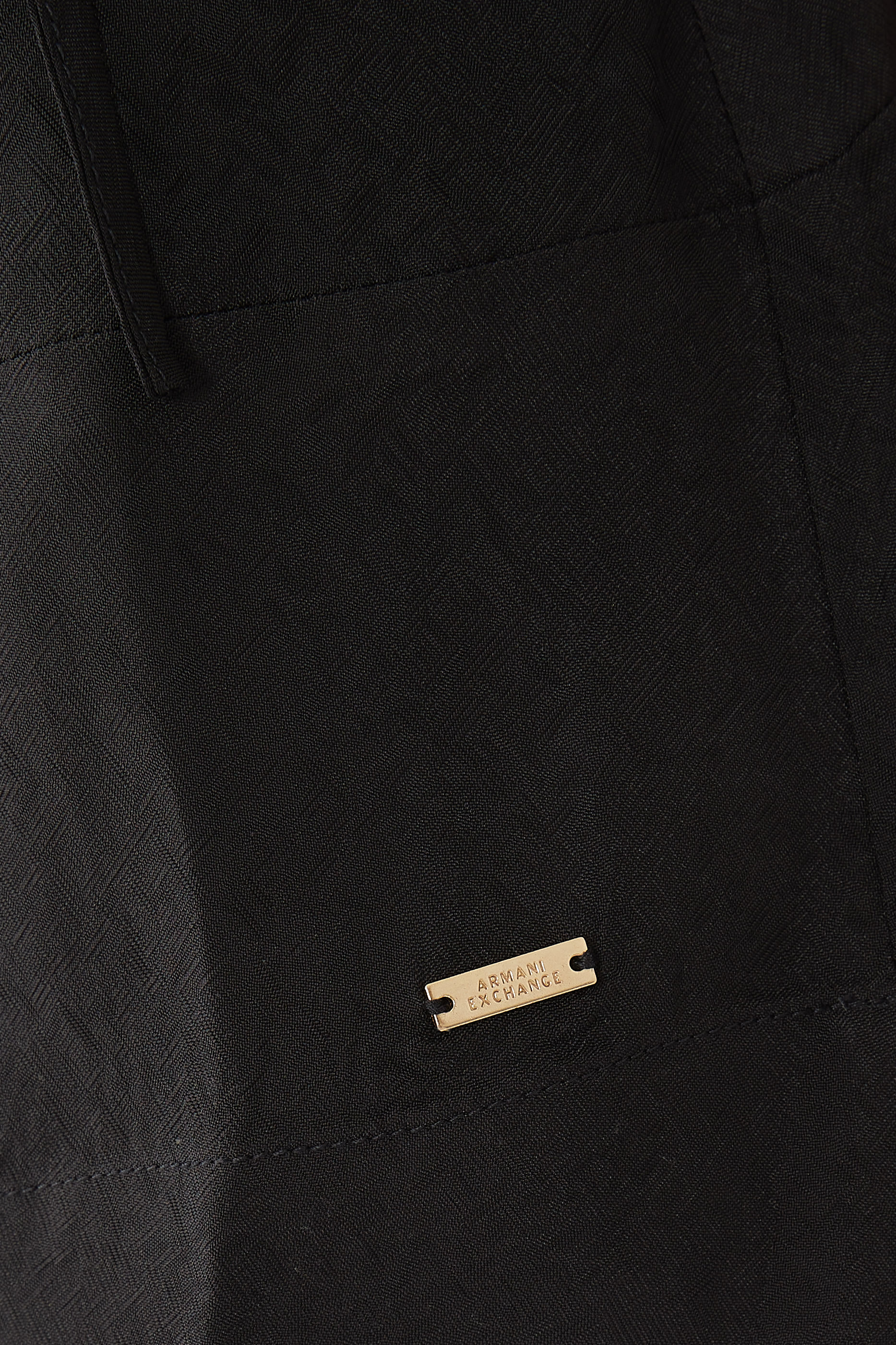 بلوزة بلا أكمام